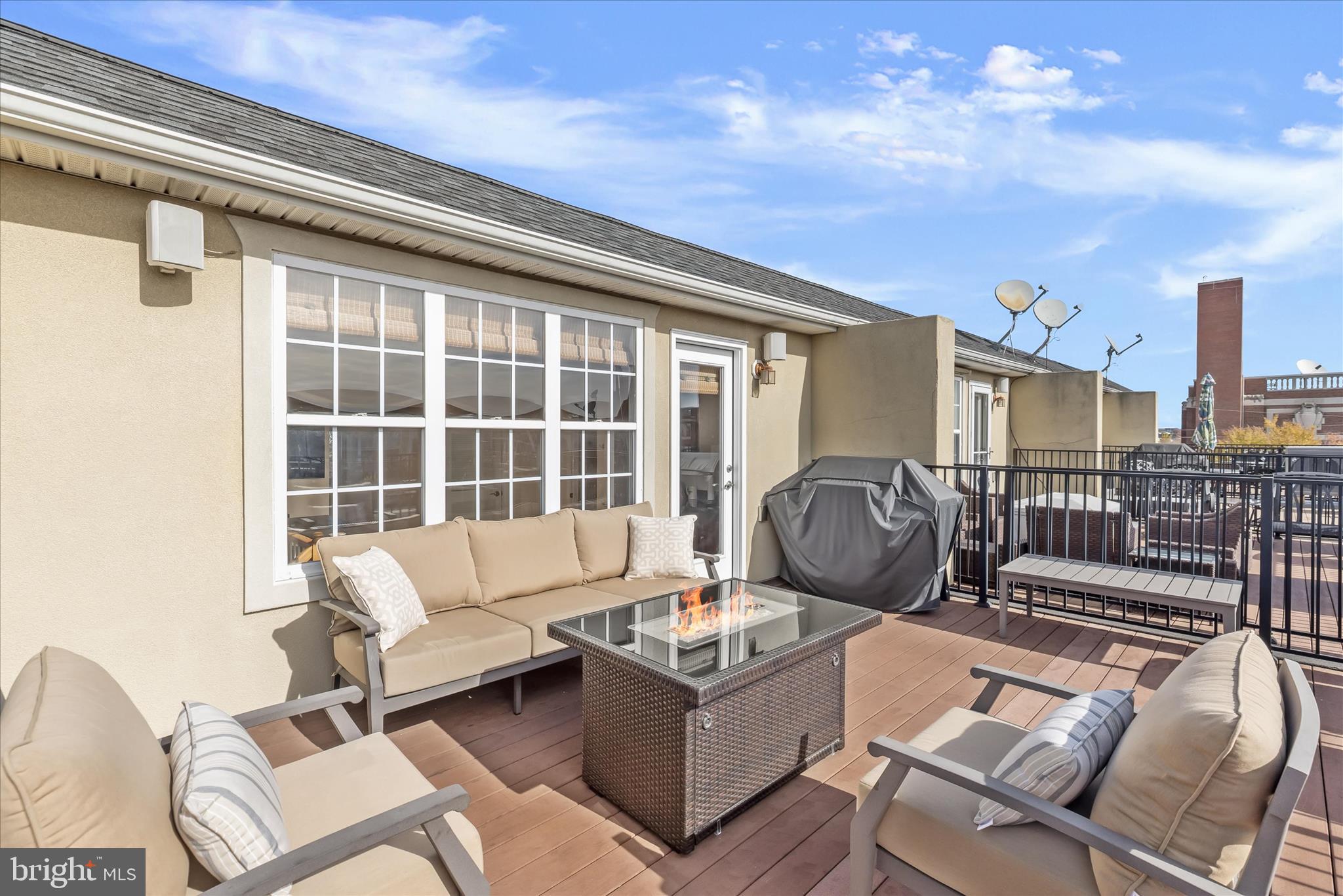 CANTON - Residential