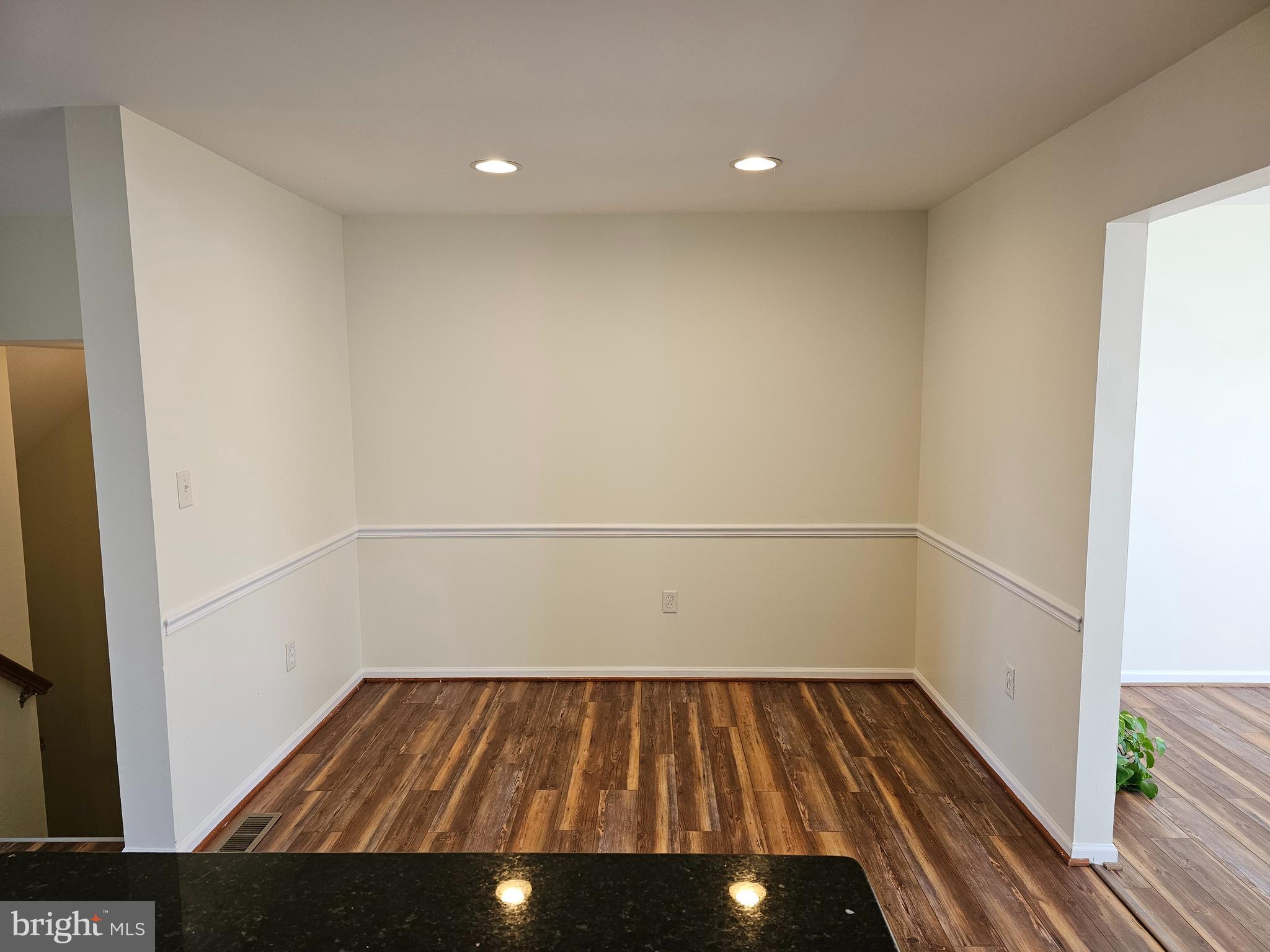 RIVERSIDE VILLAGES - Residential Lease