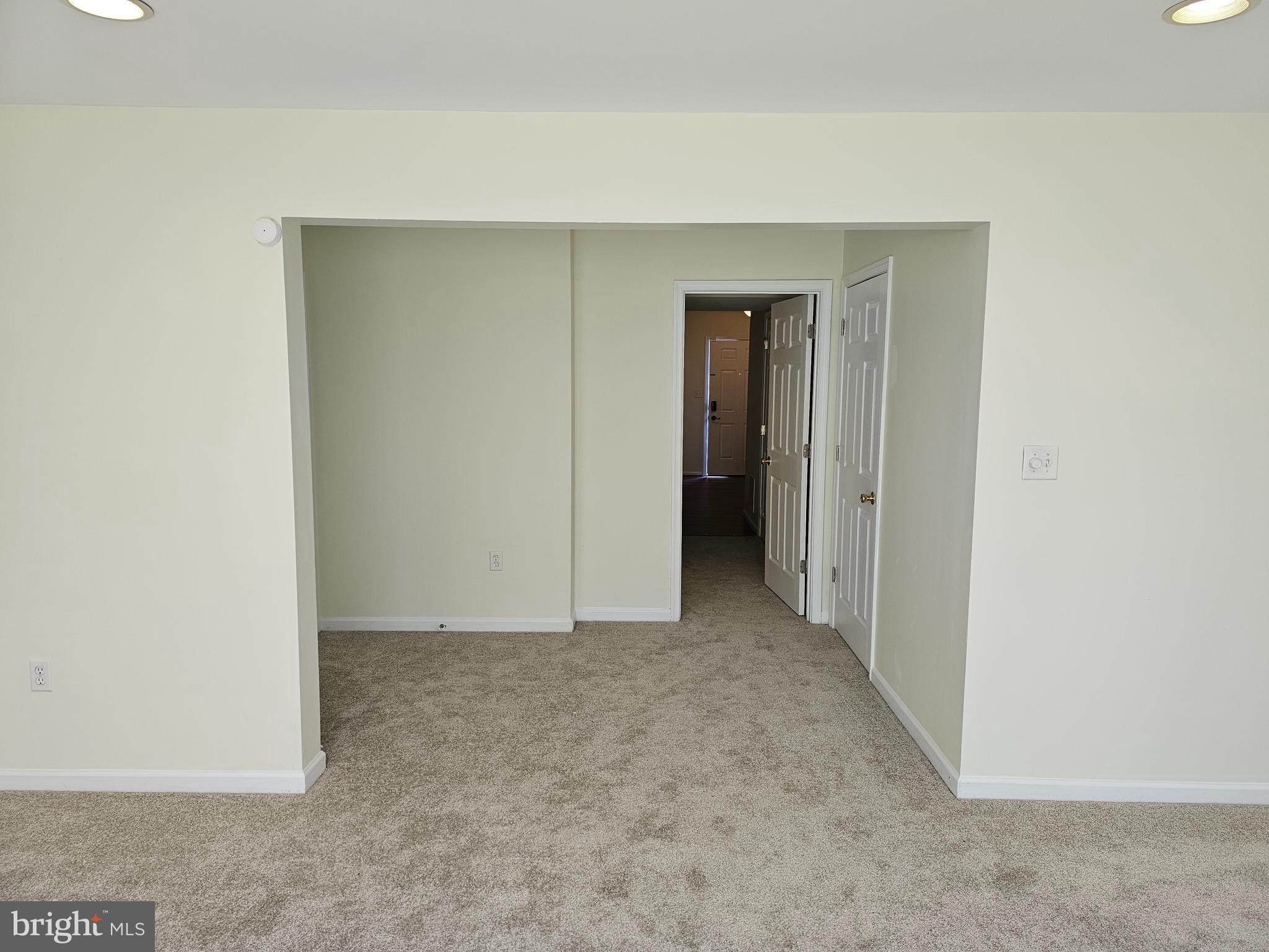 RIVERSIDE VILLAGES - Residential Lease