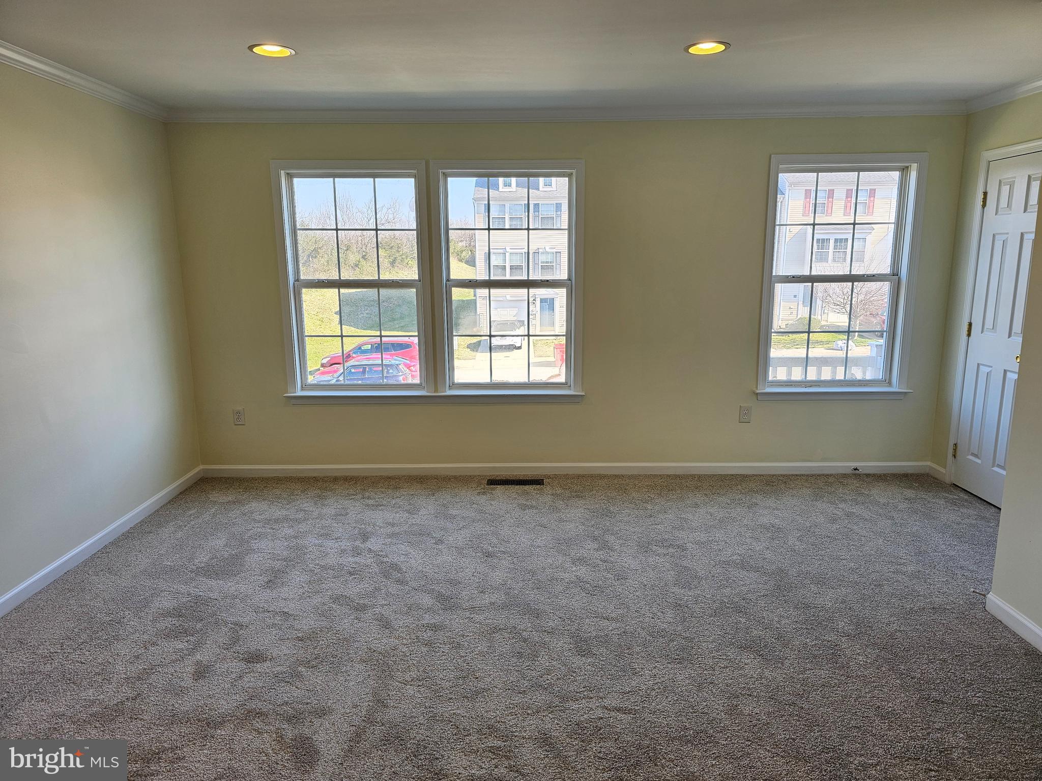 RIVERSIDE VILLAGES - Residential Lease