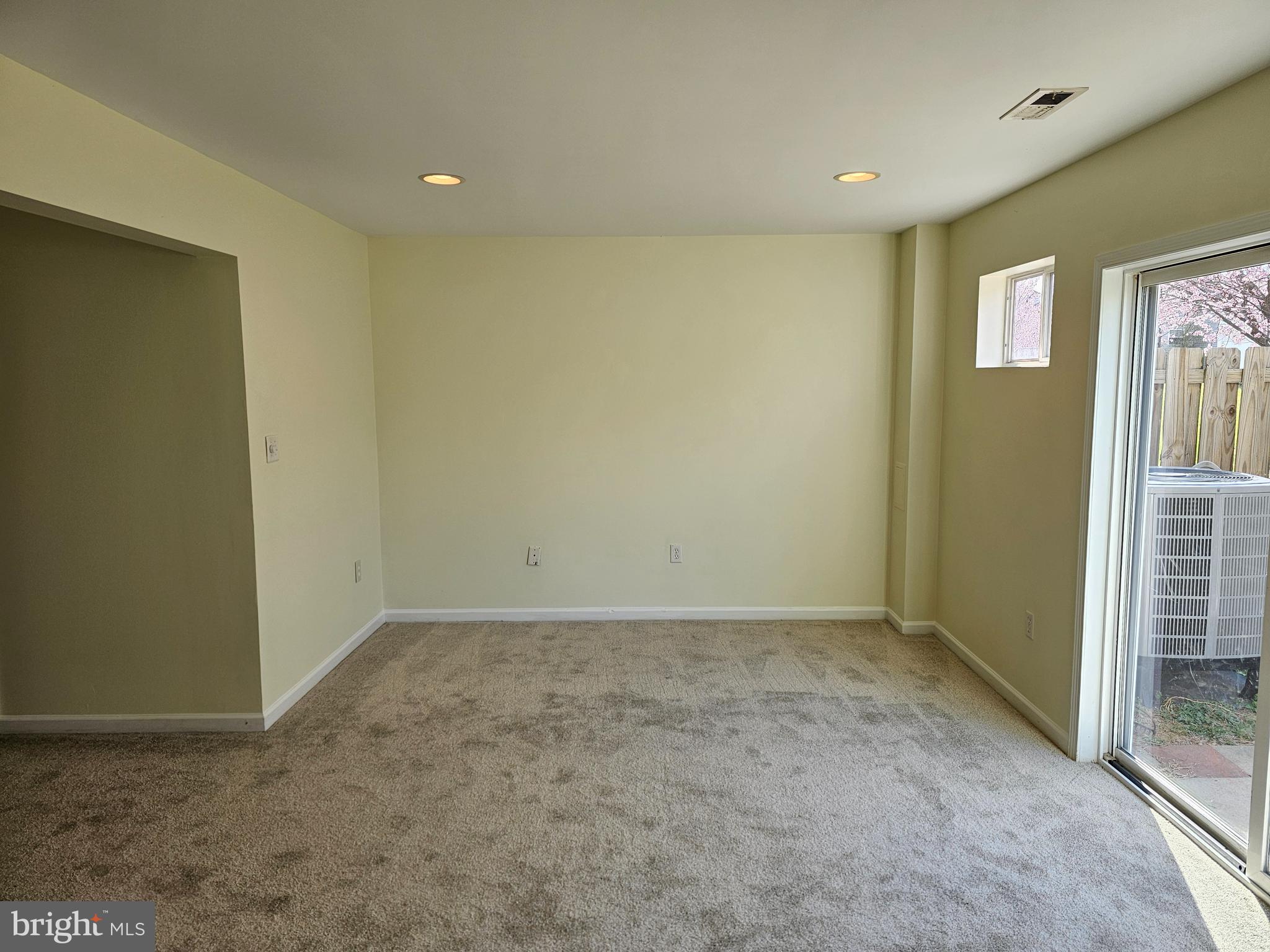 RIVERSIDE VILLAGES - Residential Lease