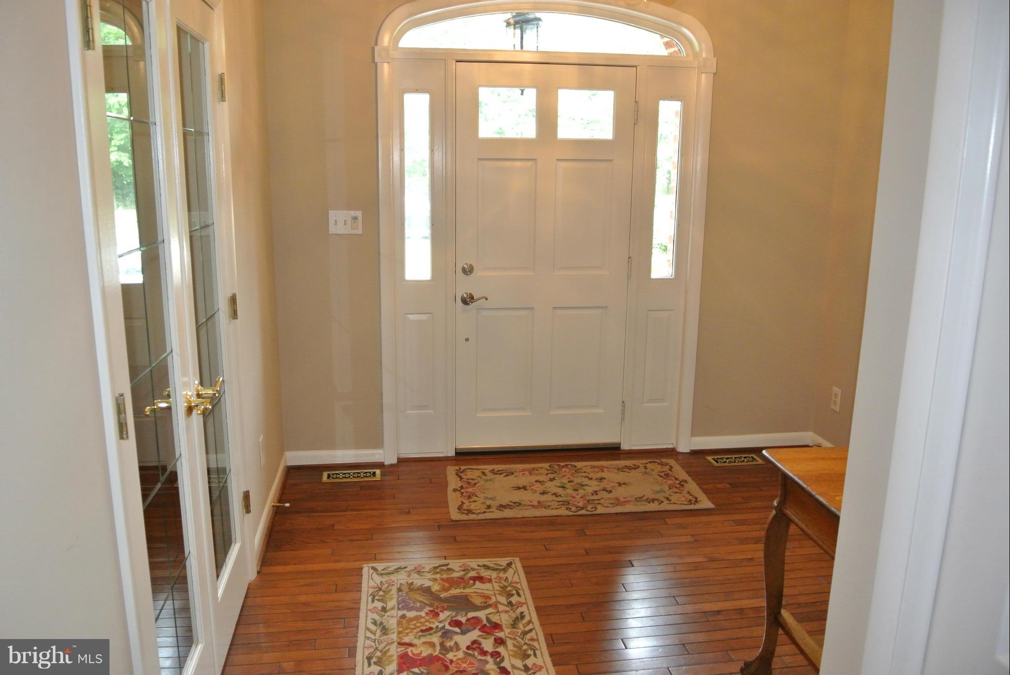 LOCUST GROVE ESTATES SUB - Residential