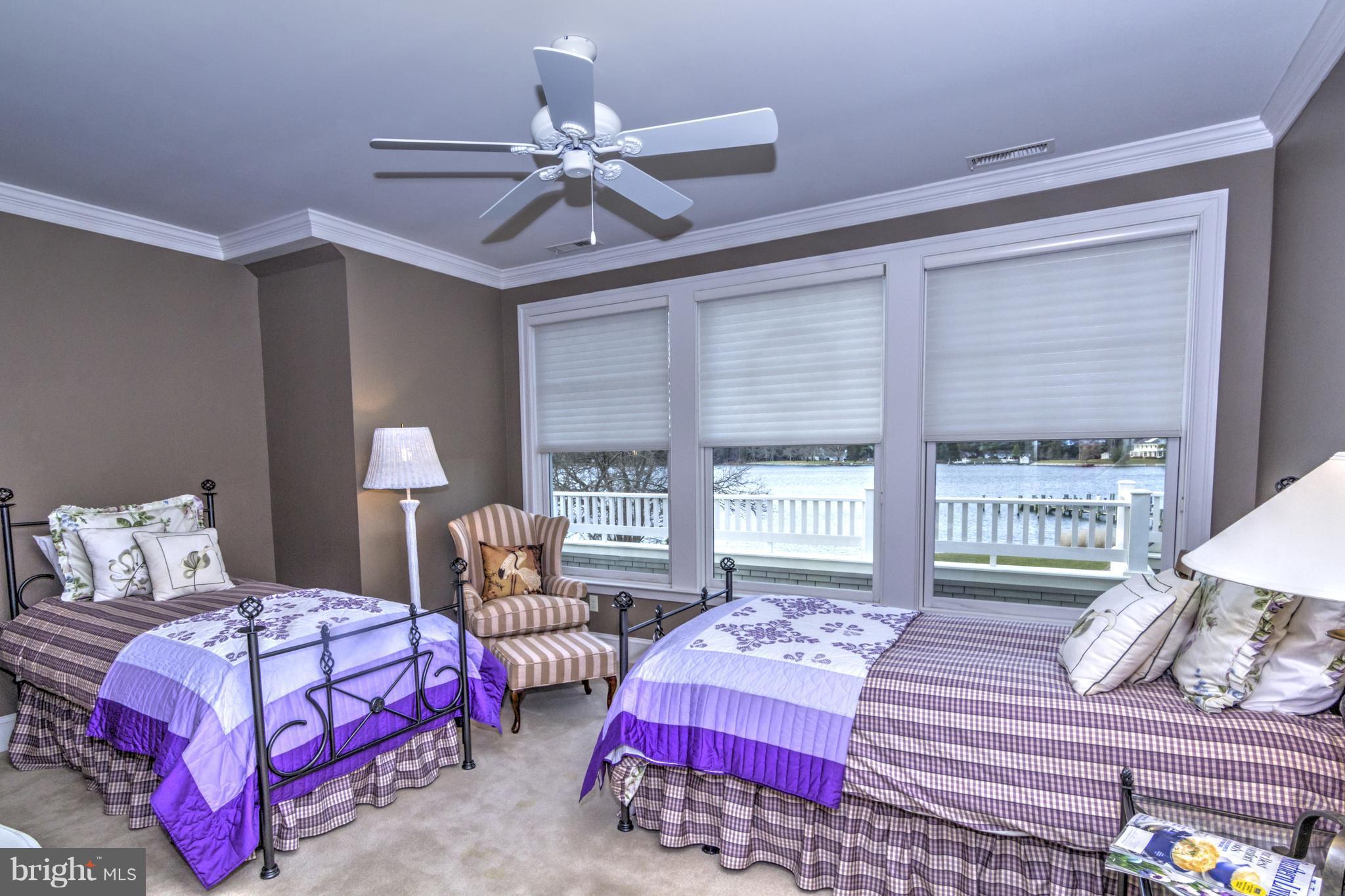 ISLAND CREEK NECK - Residential