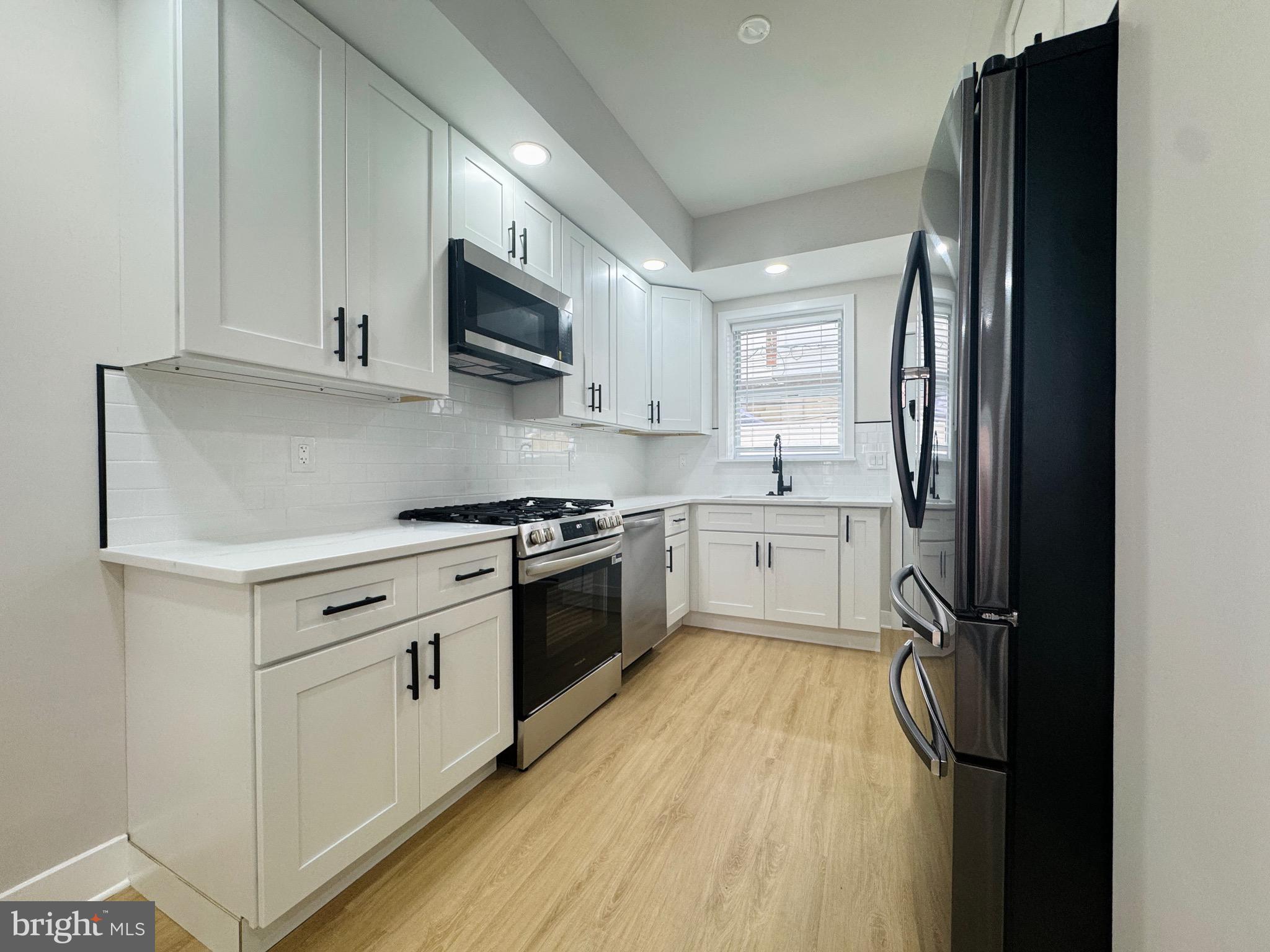 LOWER MOYAMENSING - Residential