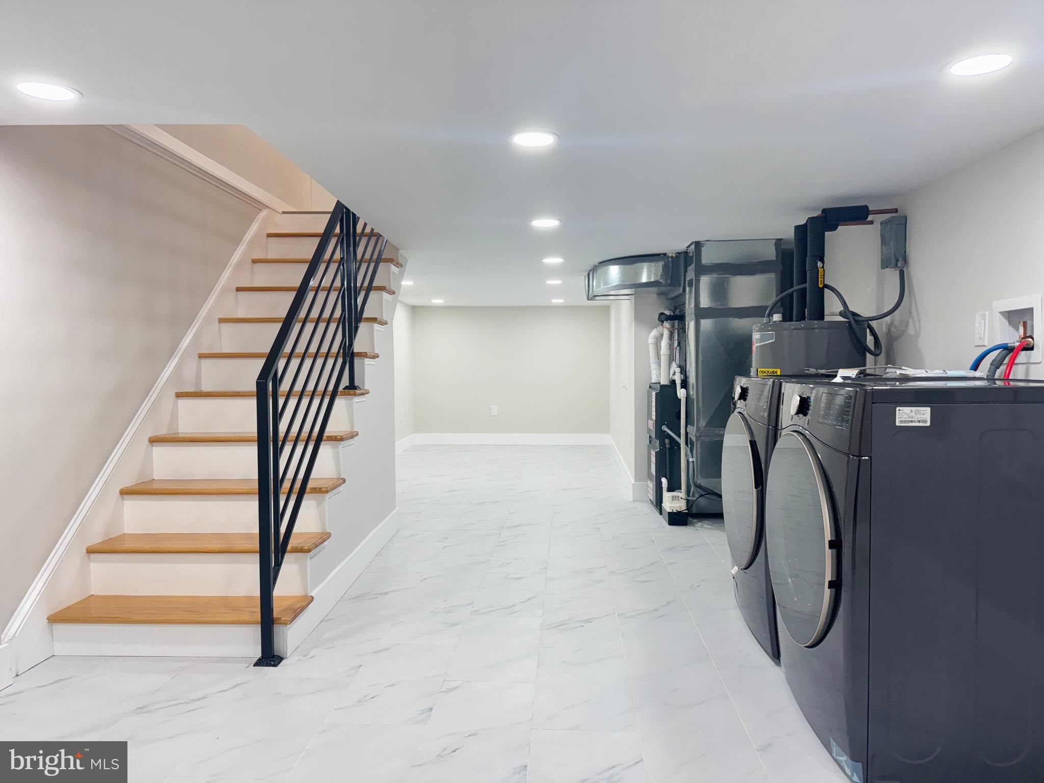 LOWER MOYAMENSING - Residential