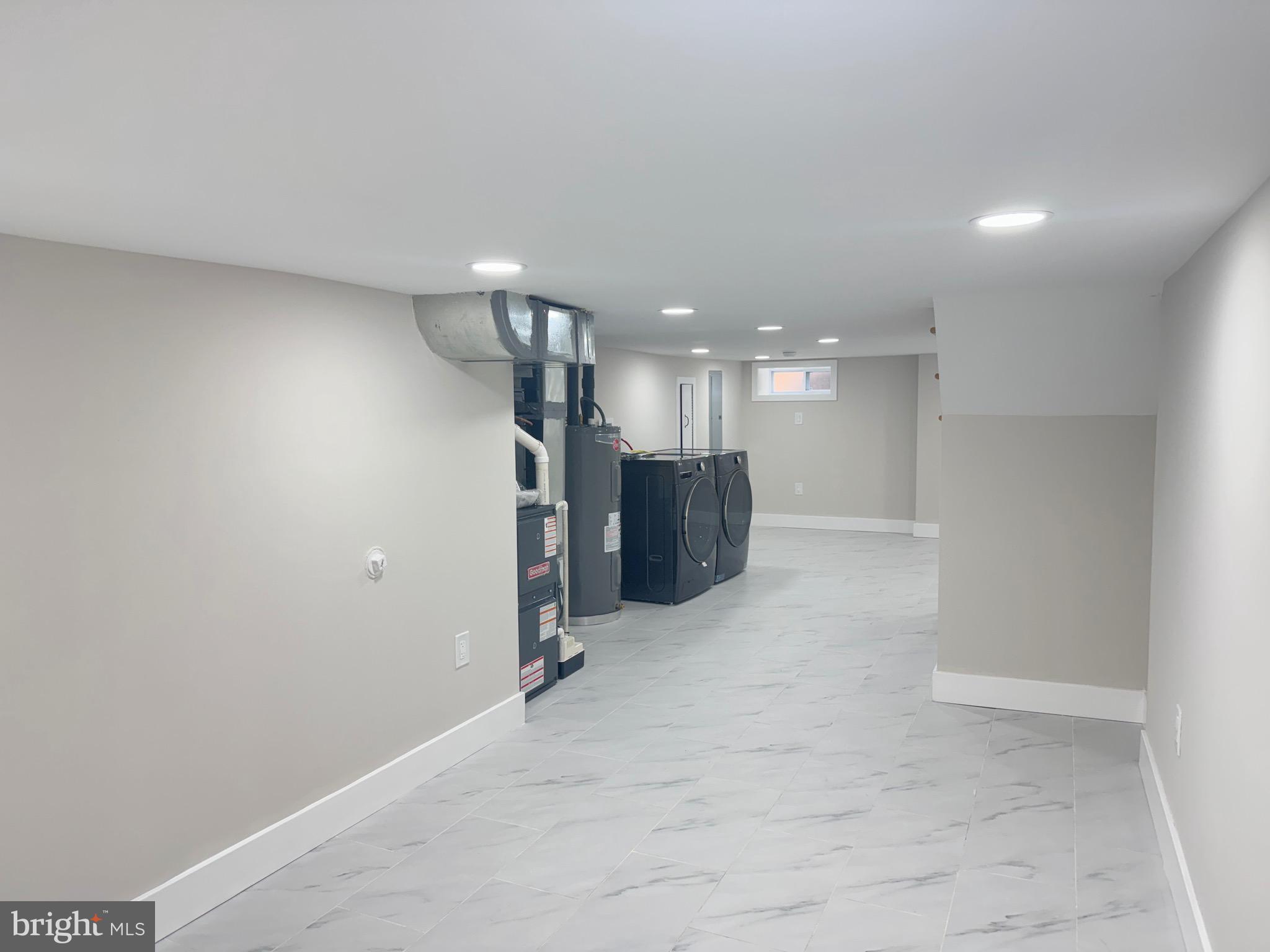 LOWER MOYAMENSING - Residential