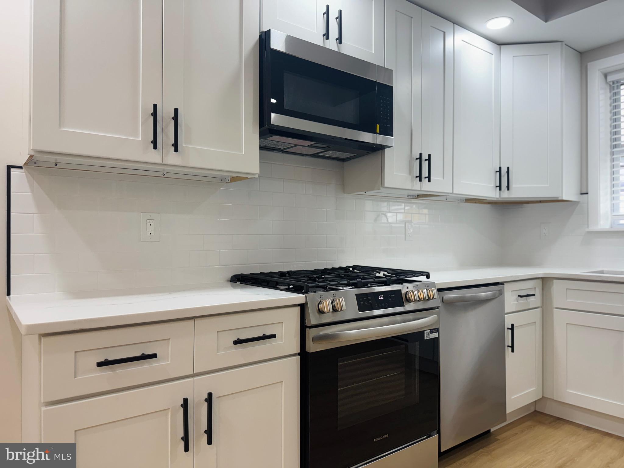 LOWER MOYAMENSING - Residential