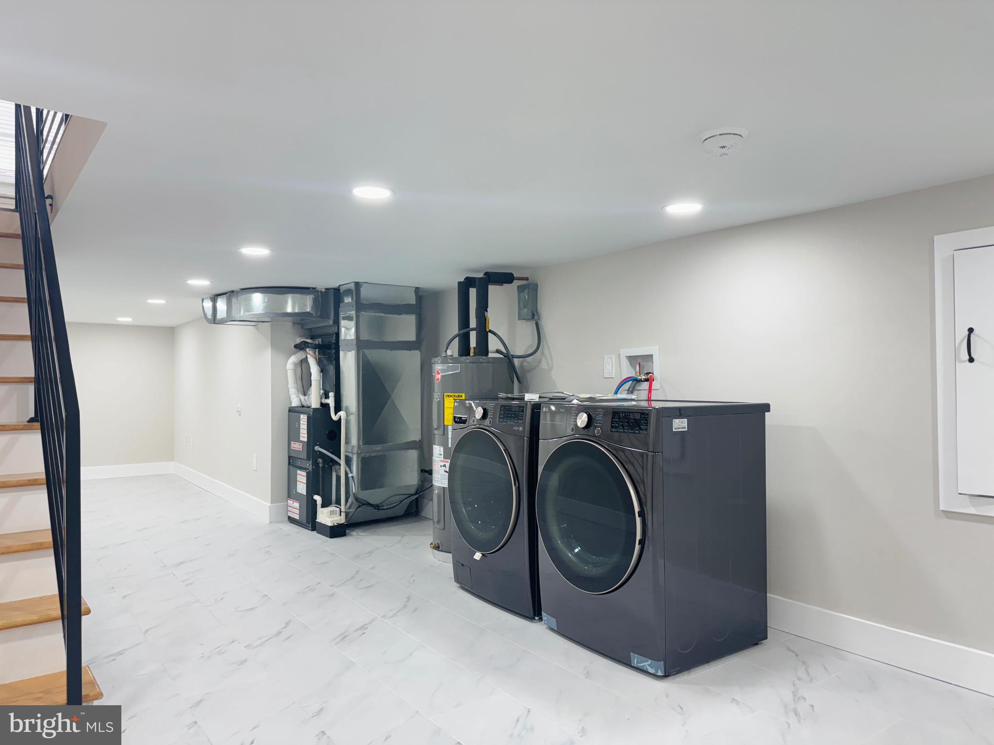 LOWER MOYAMENSING - Residential