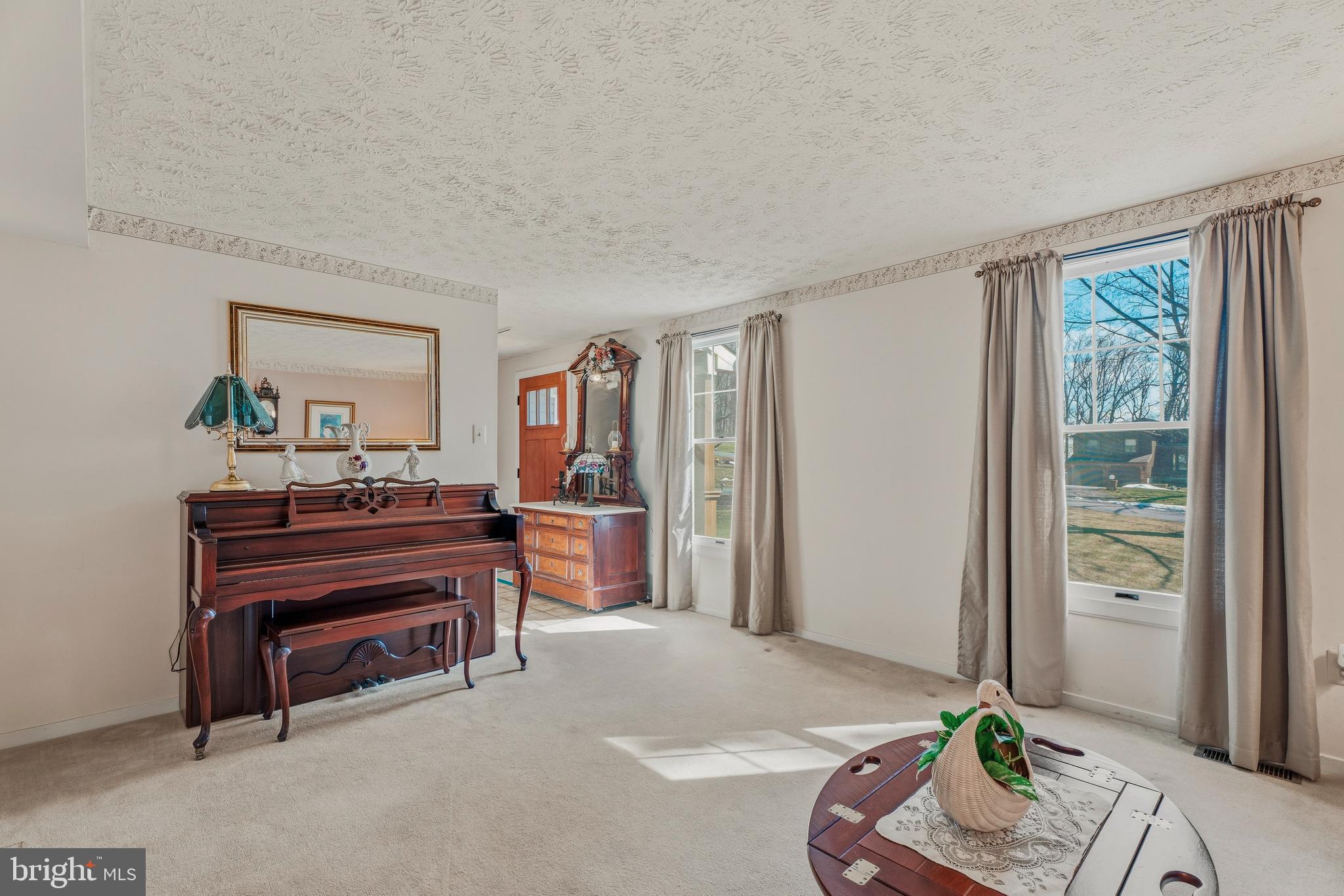 SULLIVAN HEIGHTS - Residential