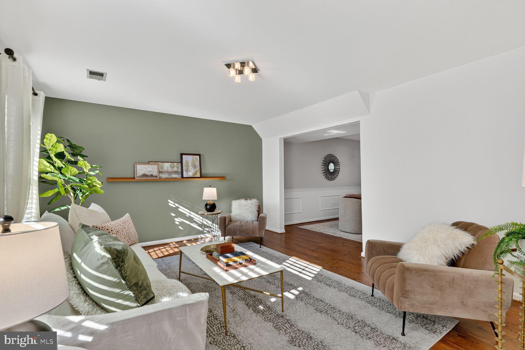 CLARENDON - Residential