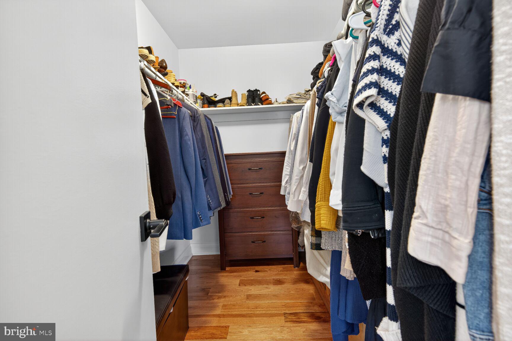 CLARENDON - Residential