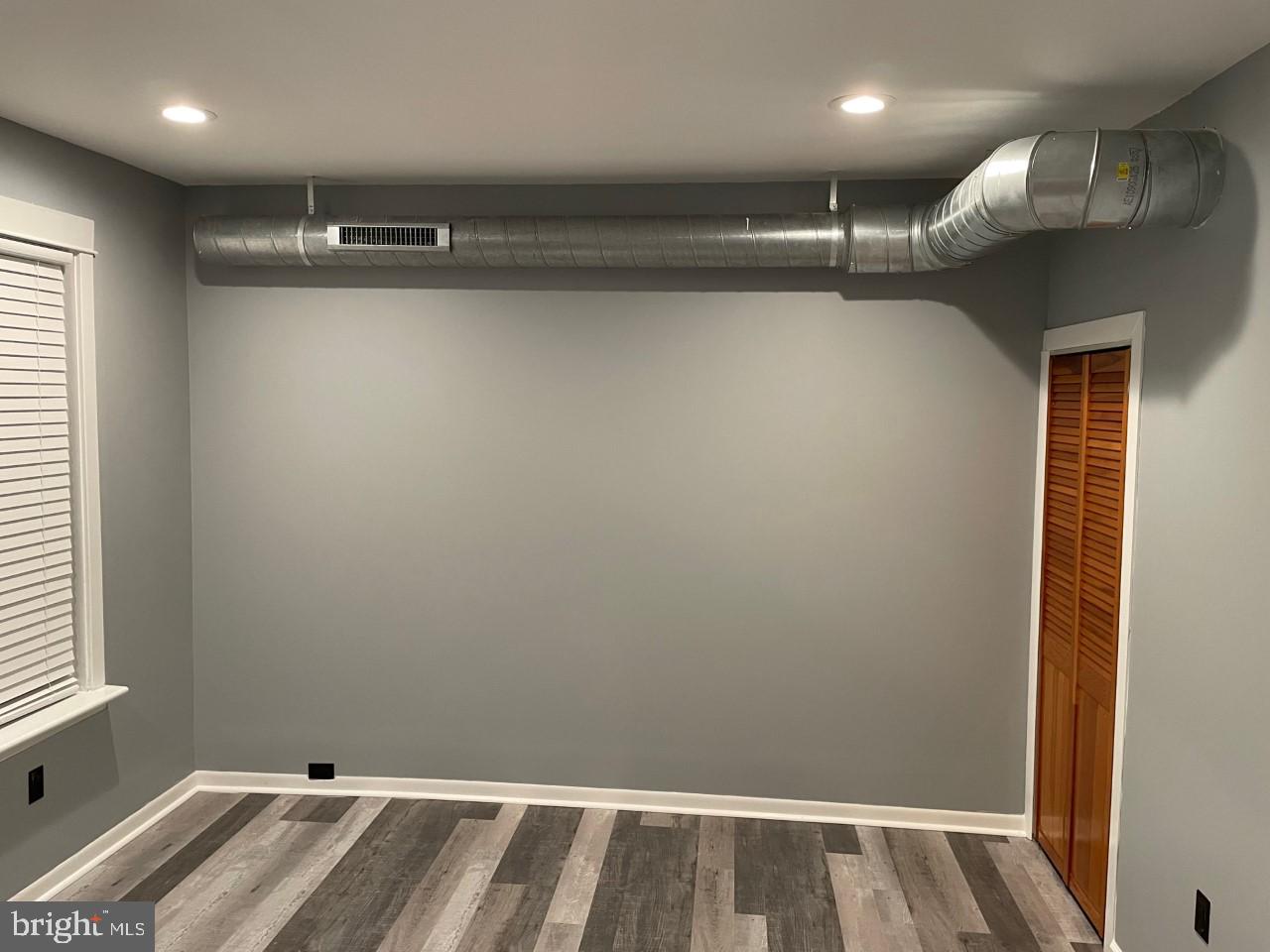 PORT RICHMOND - Residential Income