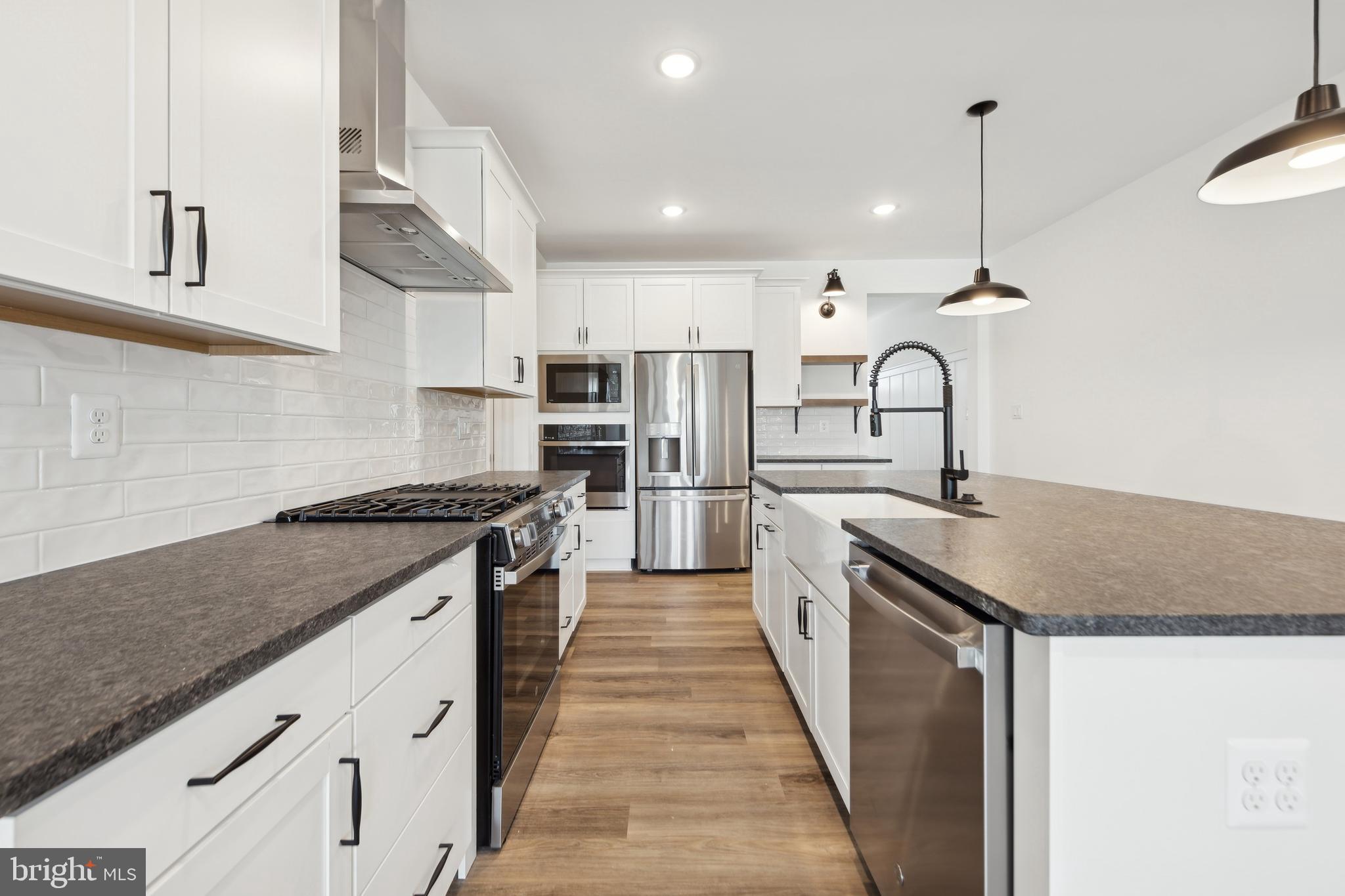 20413 SPYGLASS CIRCLE