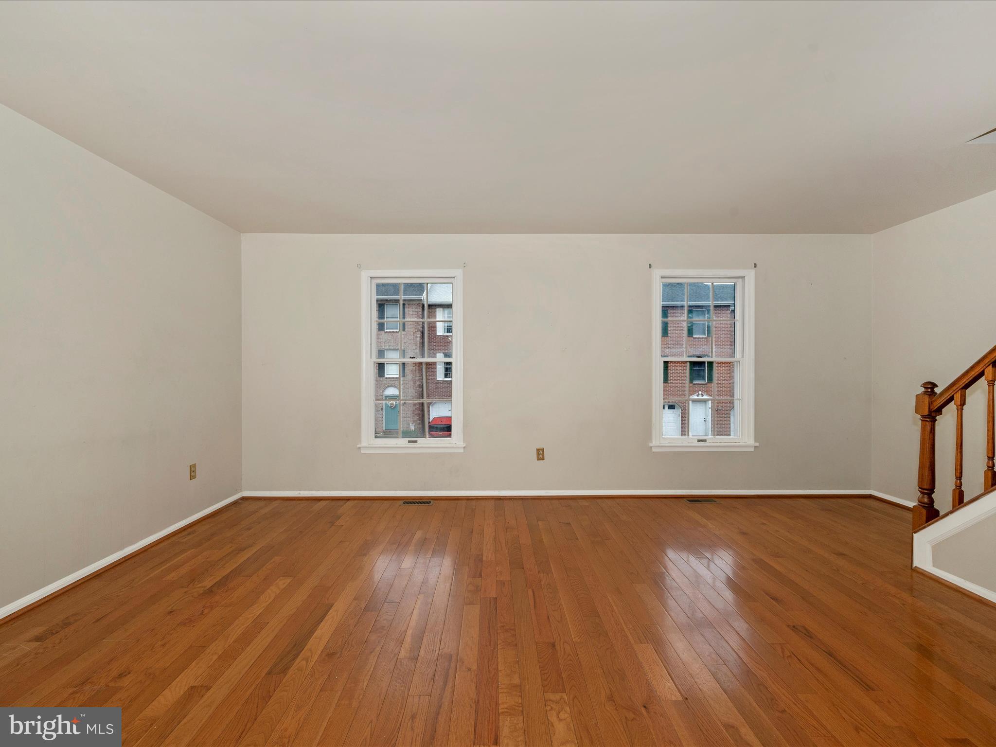 HERITAGE SQUARE - Residential