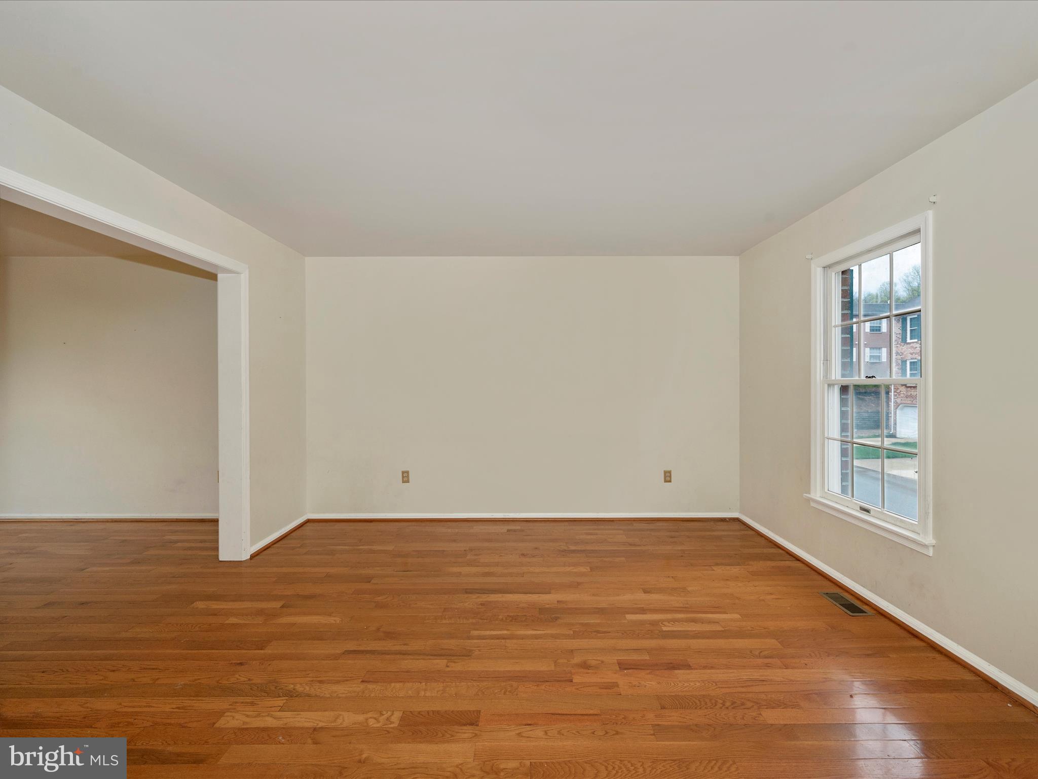 HERITAGE SQUARE - Residential