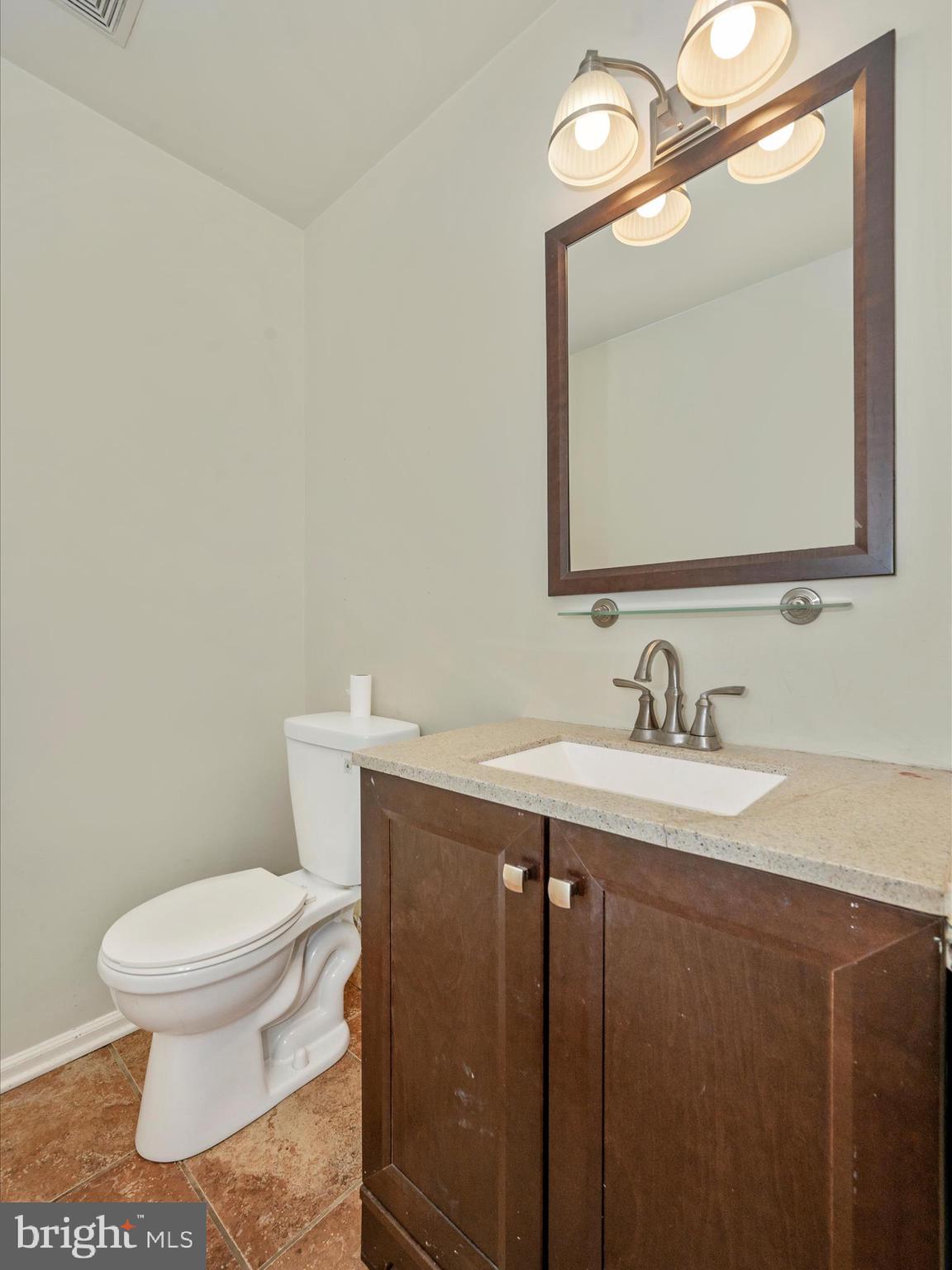 HERITAGE SQUARE - Residential