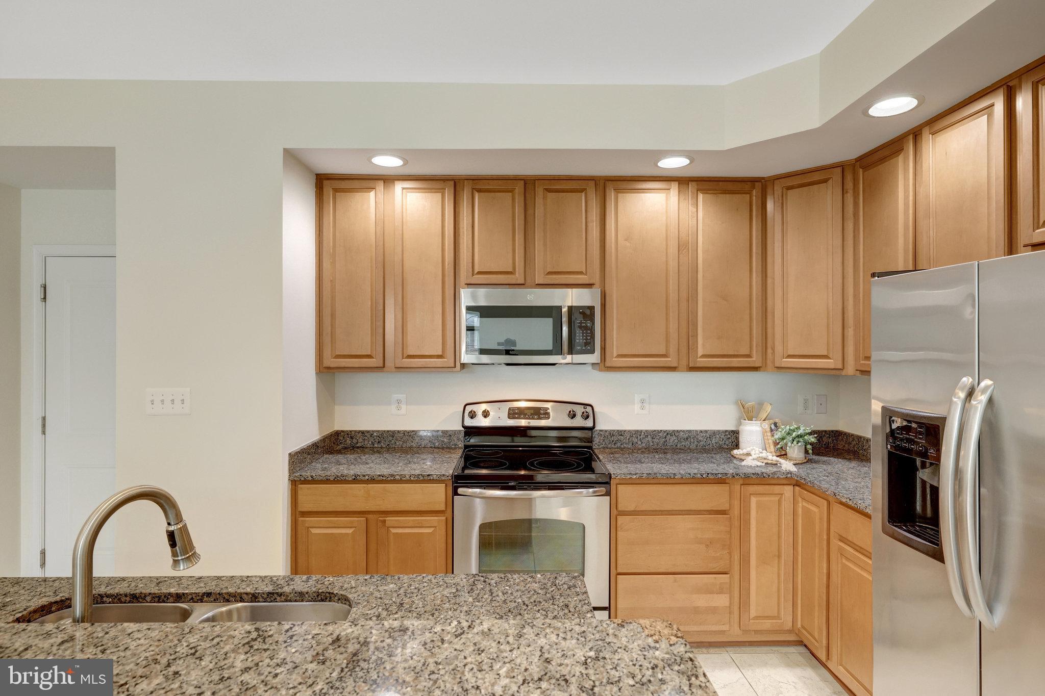 MORLEY CORNER - Residential Lease