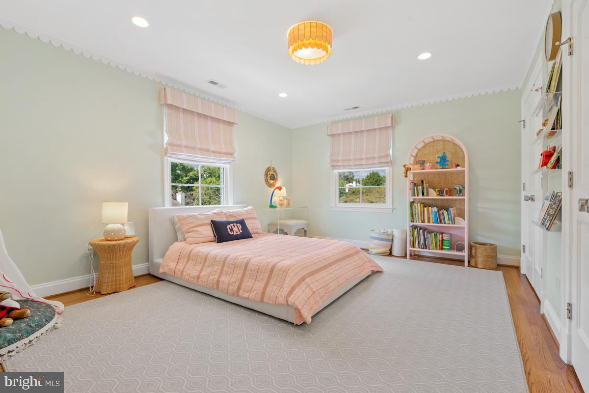 KENWOOD - Residential