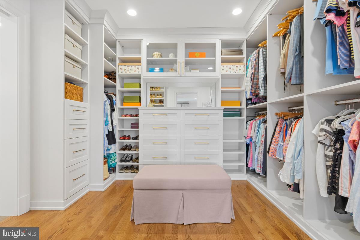 KENWOOD - Residential