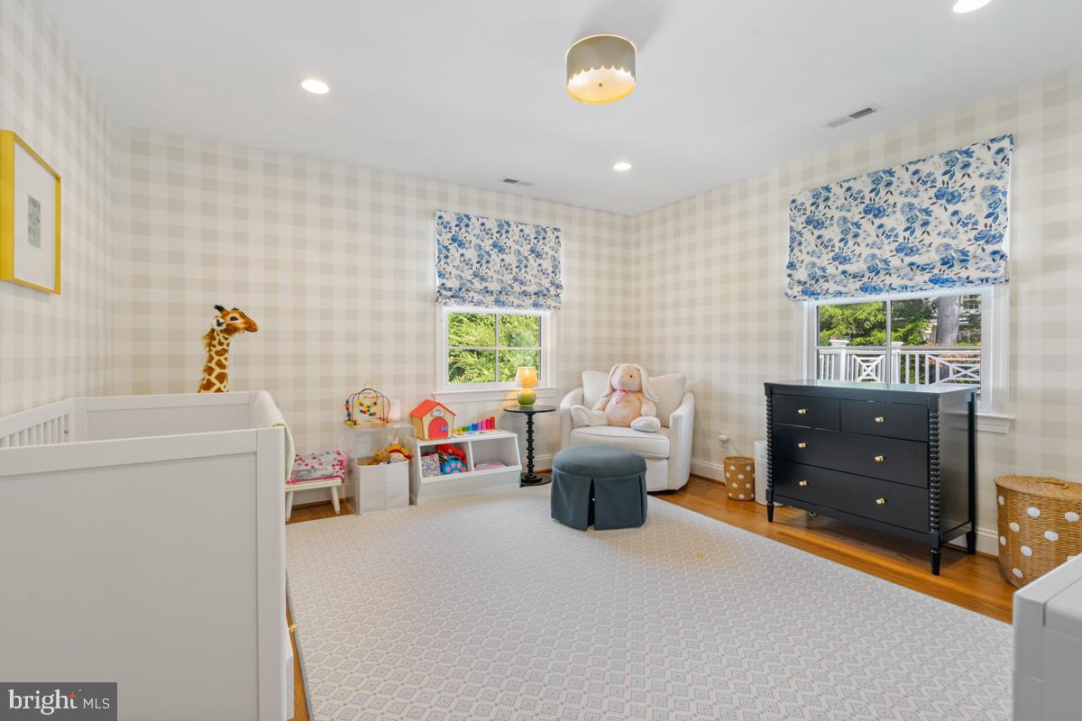 KENWOOD - Residential