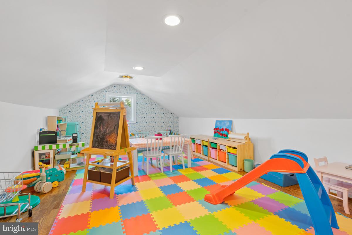 KENWOOD - Residential