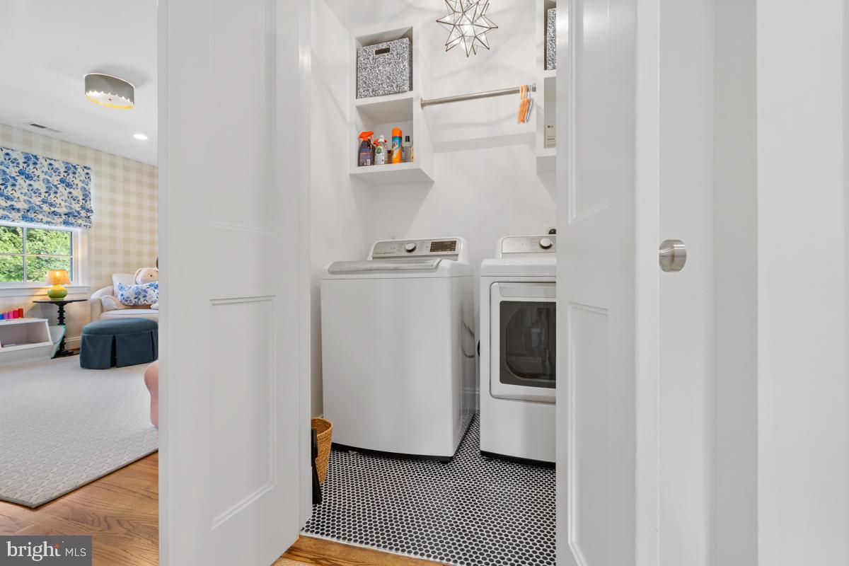 KENWOOD - Residential