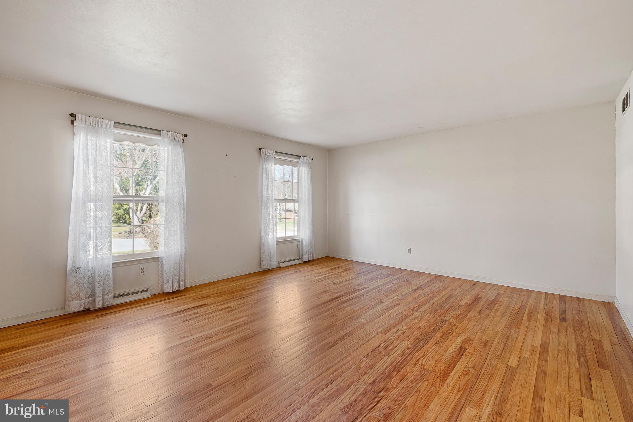 CARDIFF - Residential