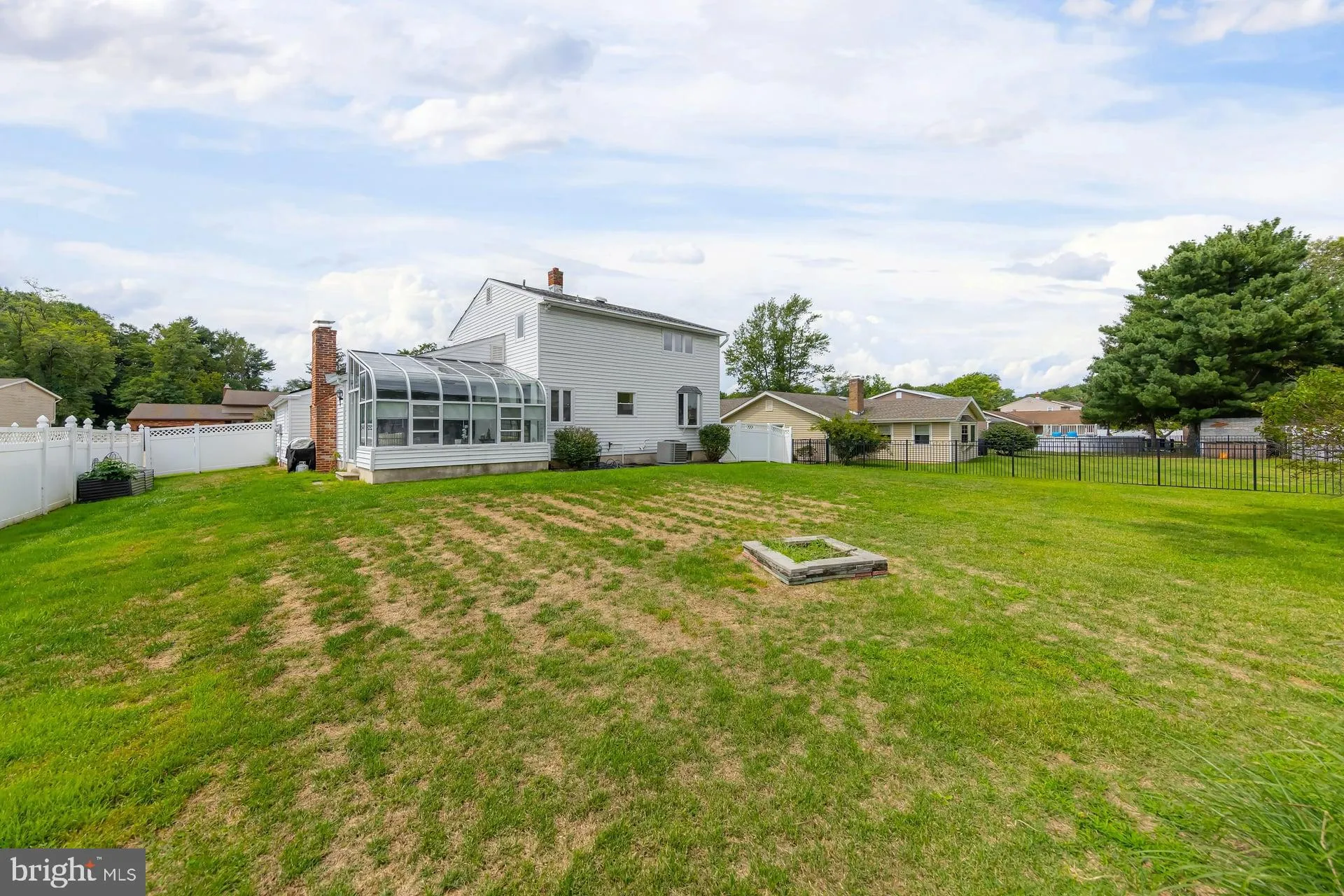 Sewell, New Jersey 08080, United States, 3 Bedrooms Bedrooms, ,2 BathroomsBathrooms,Residential,Pending,200715