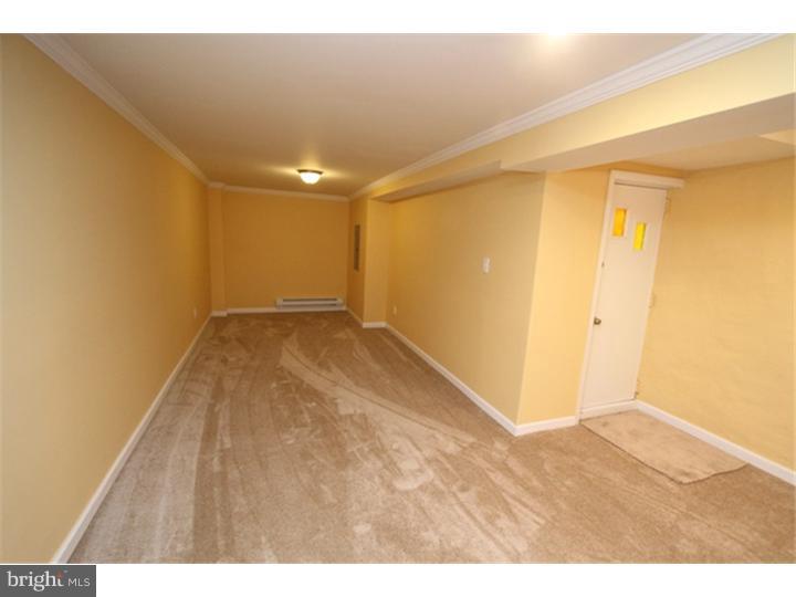 WEST OAK LANE - Residential