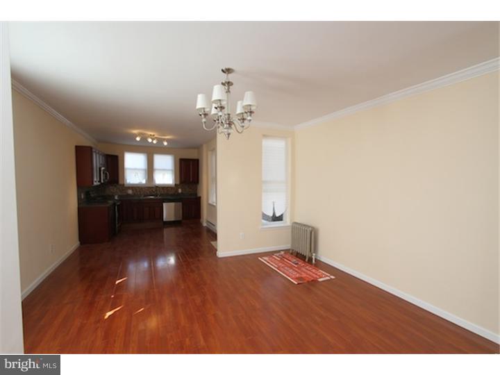 WEST OAK LANE - Residential