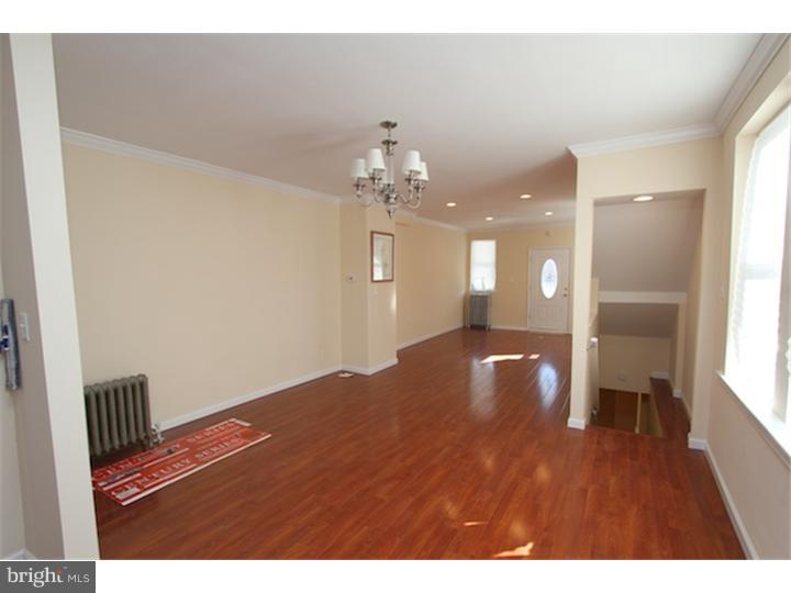 WEST OAK LANE - Residential