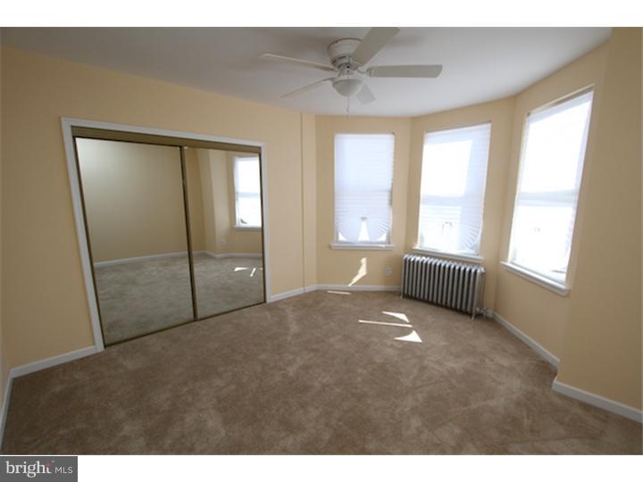 WEST OAK LANE - Residential
