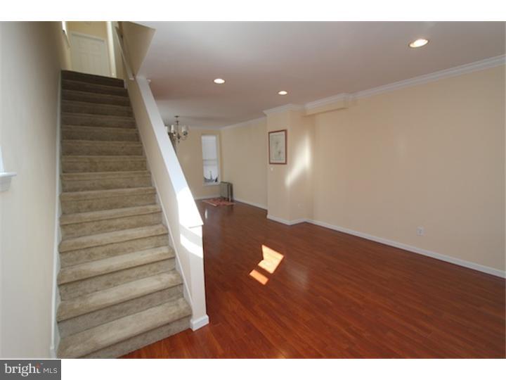WEST OAK LANE - Residential