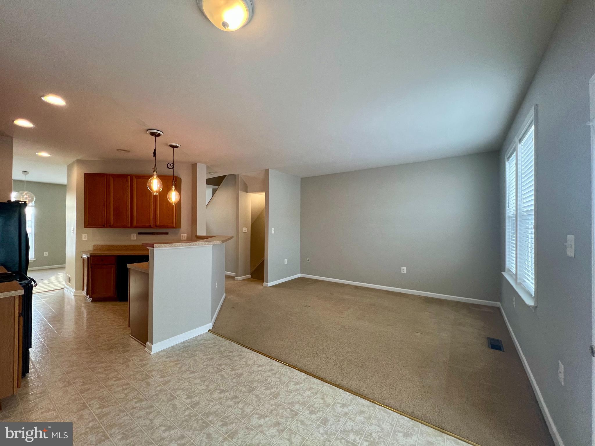 HUNTFIELD - Residential Lease