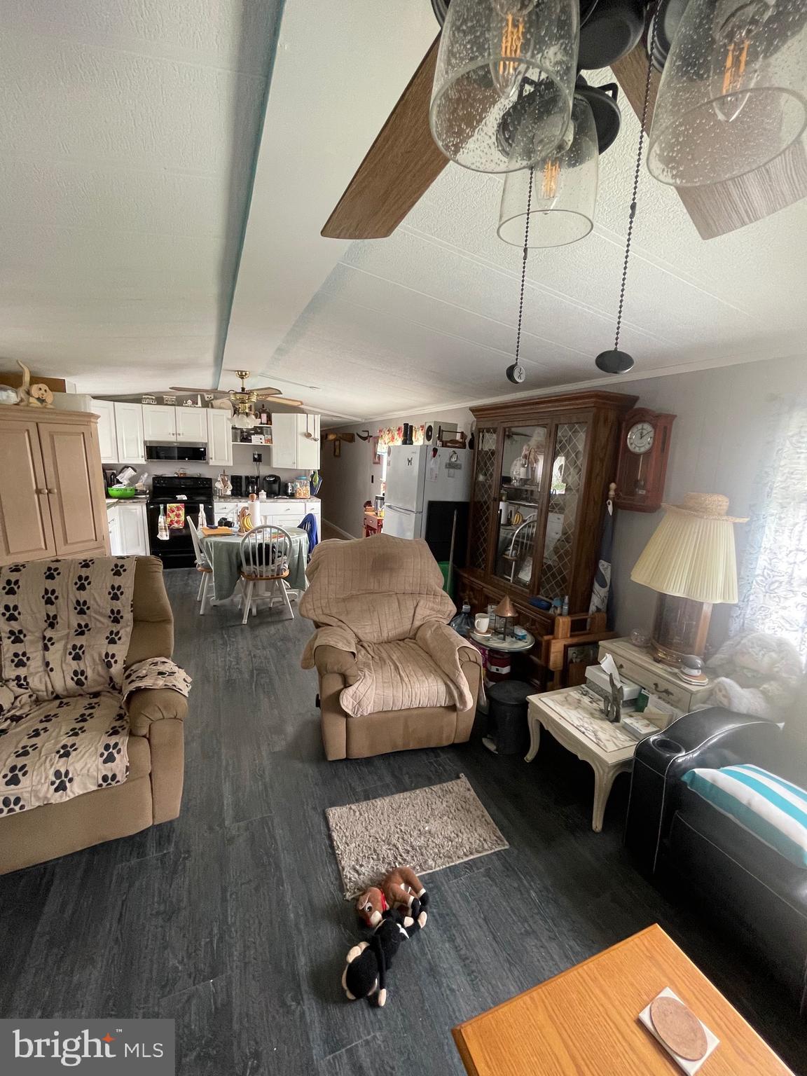 CHESAPEAKE ESTATES - Residential