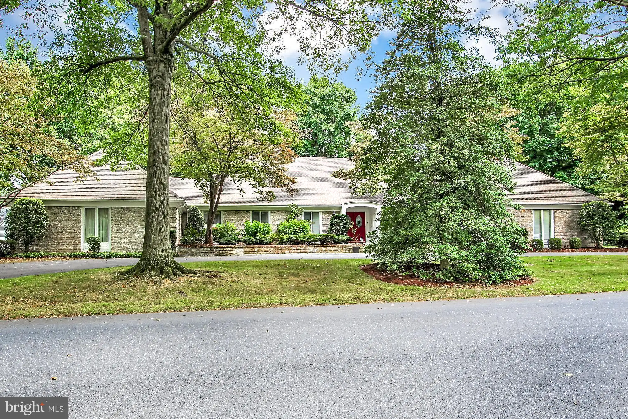 675 Saint Johns Drive, Camp Hill, PA 17011