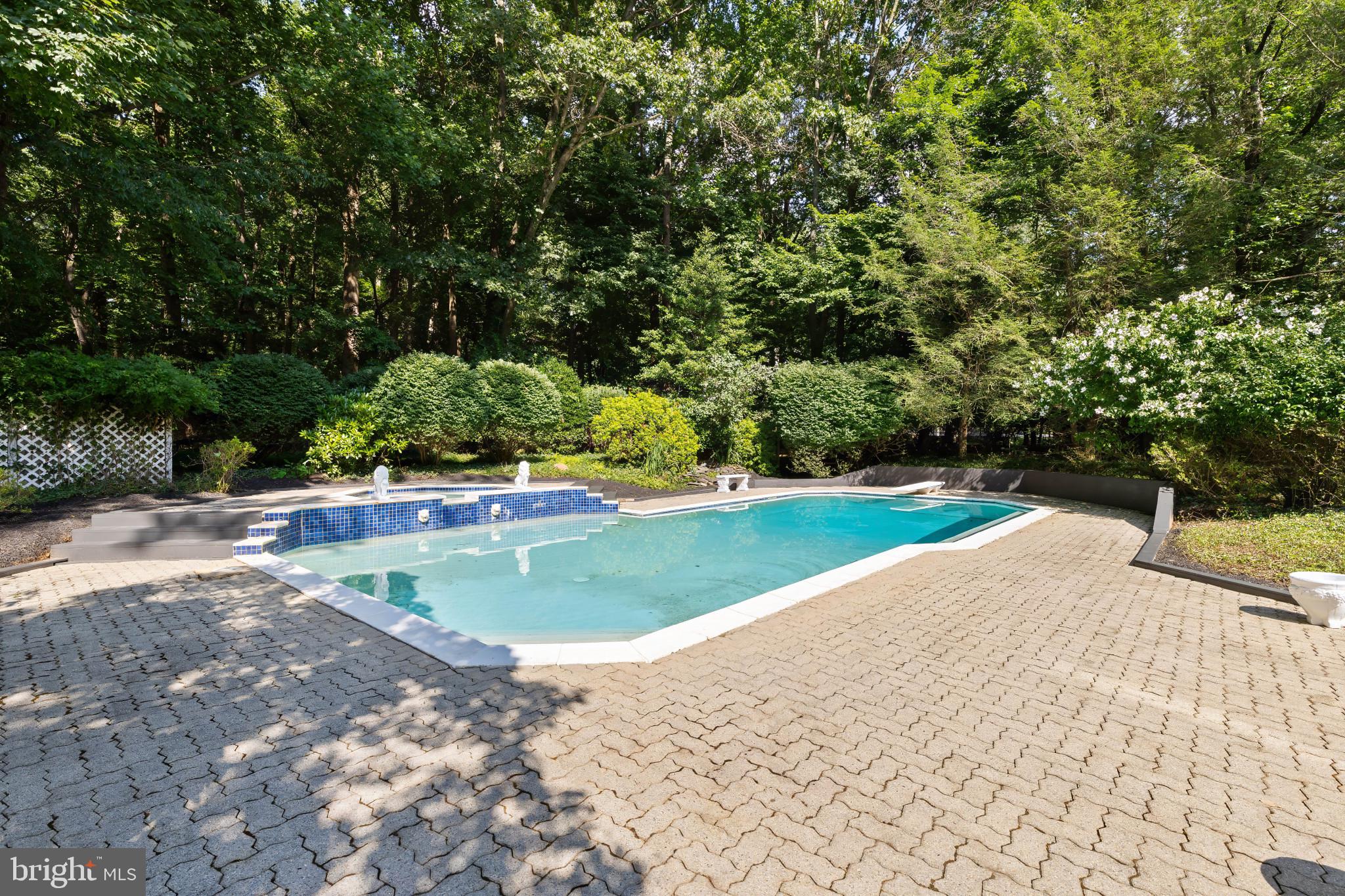 TIMONIUM - Residential