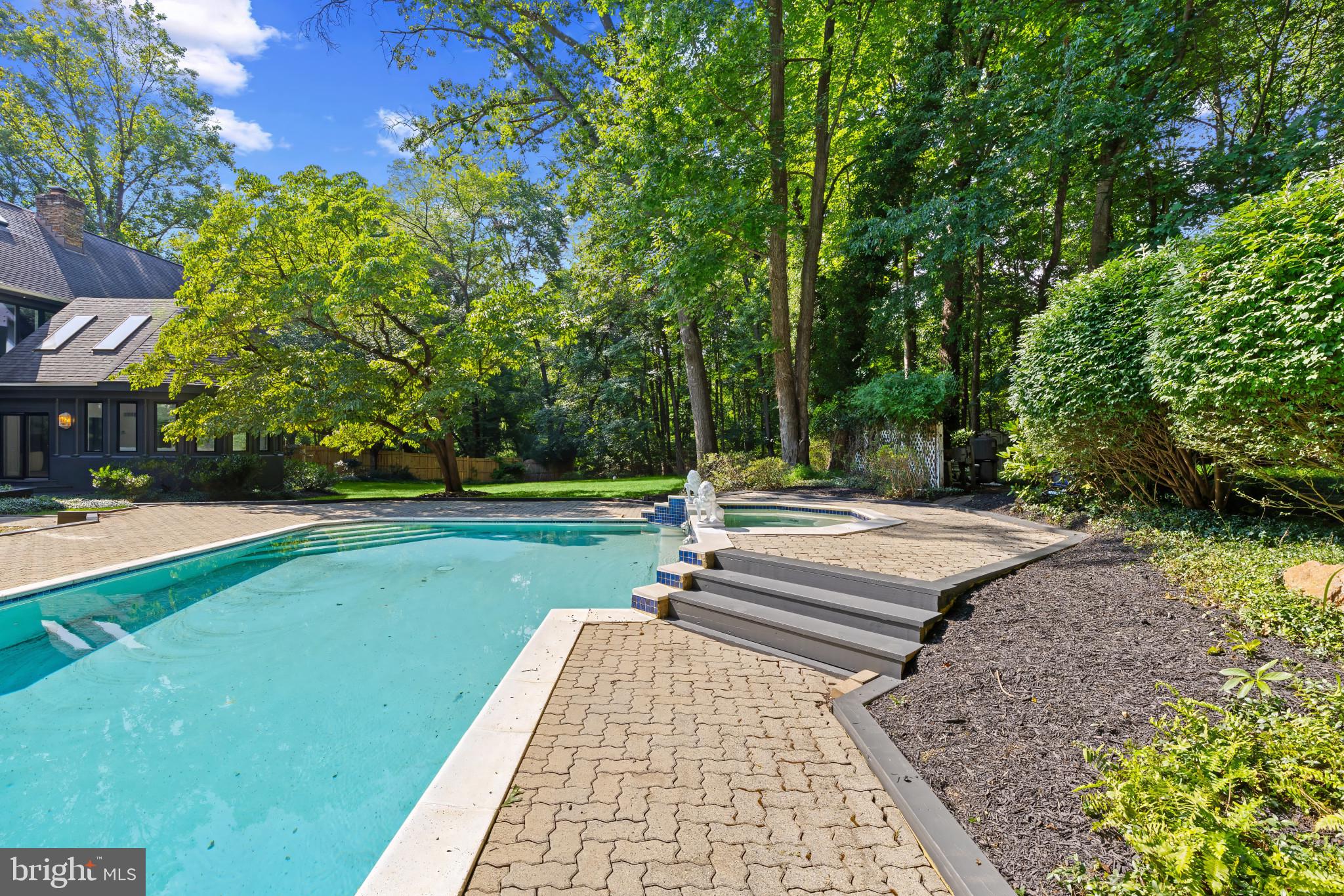 TIMONIUM - Residential