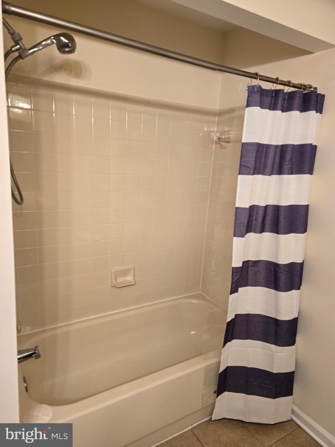 TIERS OF MANCHESTER LAKES - Residential