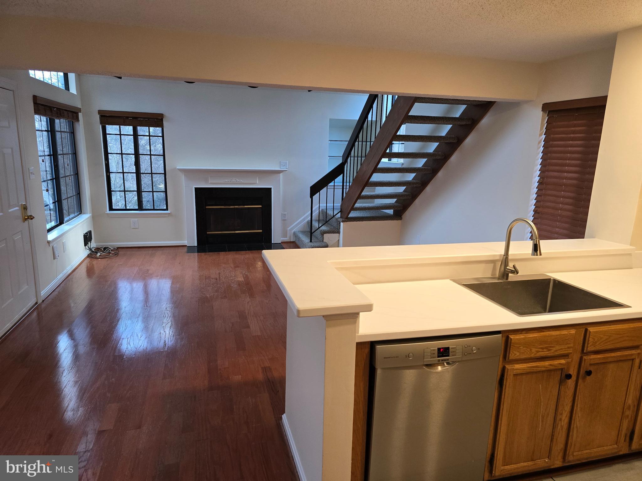 TIERS OF MANCHESTER LAKES - Residential