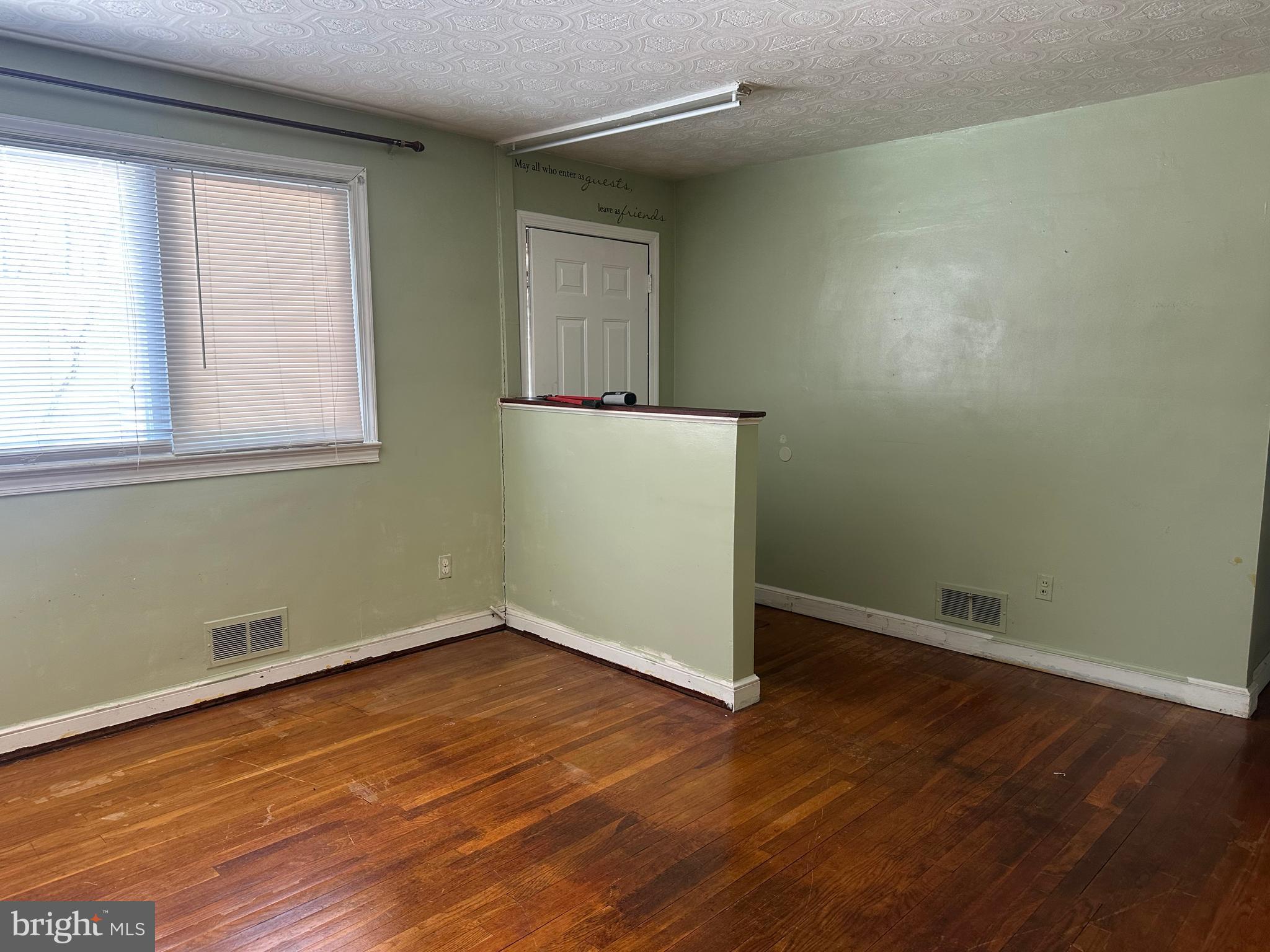 GLENARDEN HEIGHTS - Residential