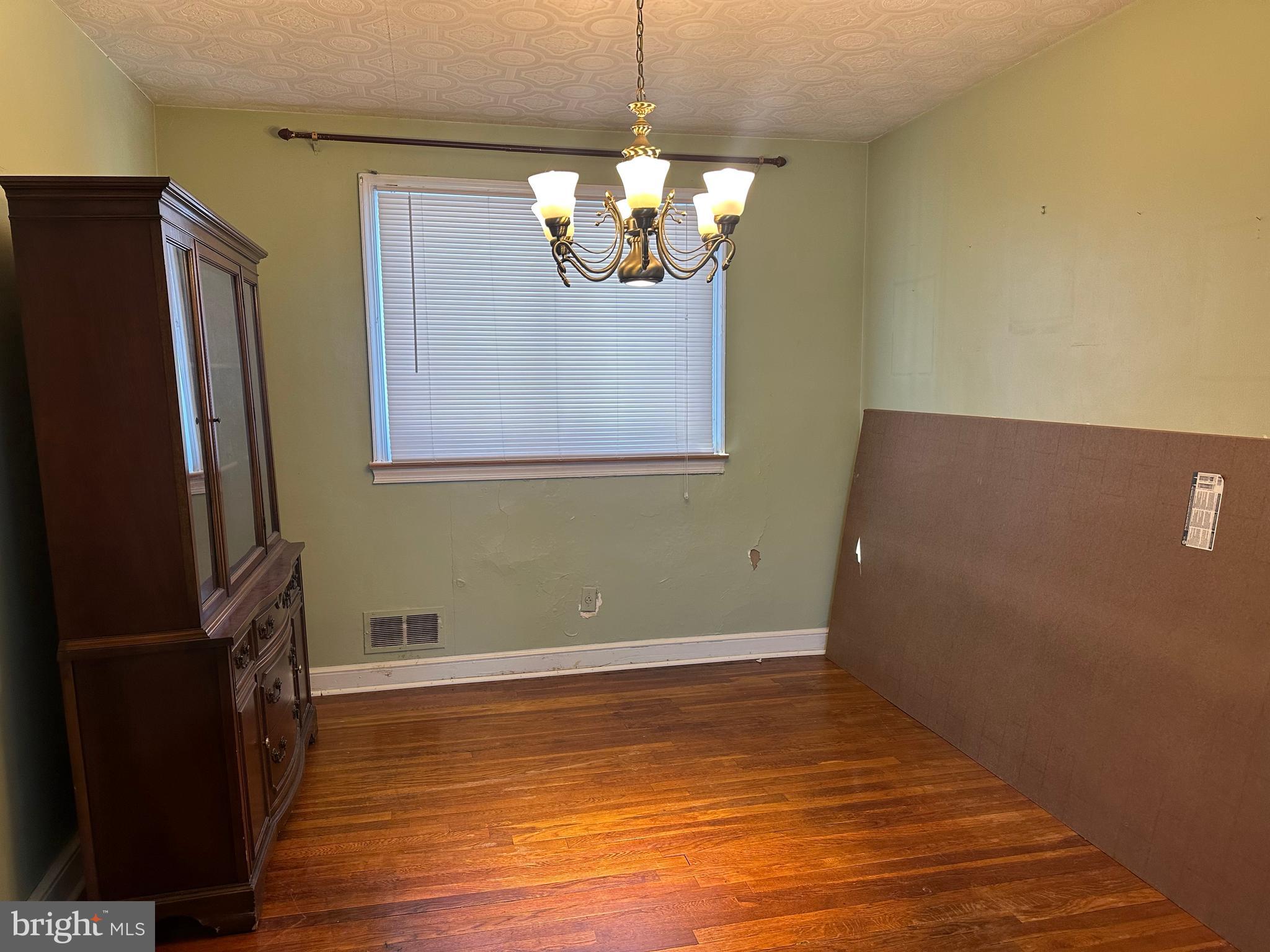 GLENARDEN HEIGHTS - Residential