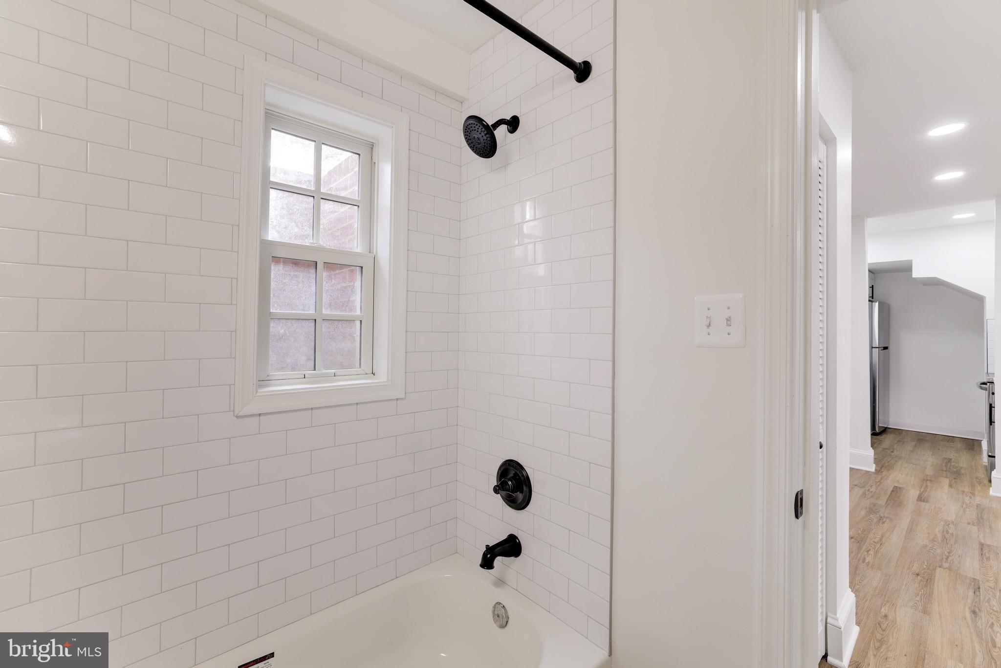 POTOWMACK CROSSING - Residential