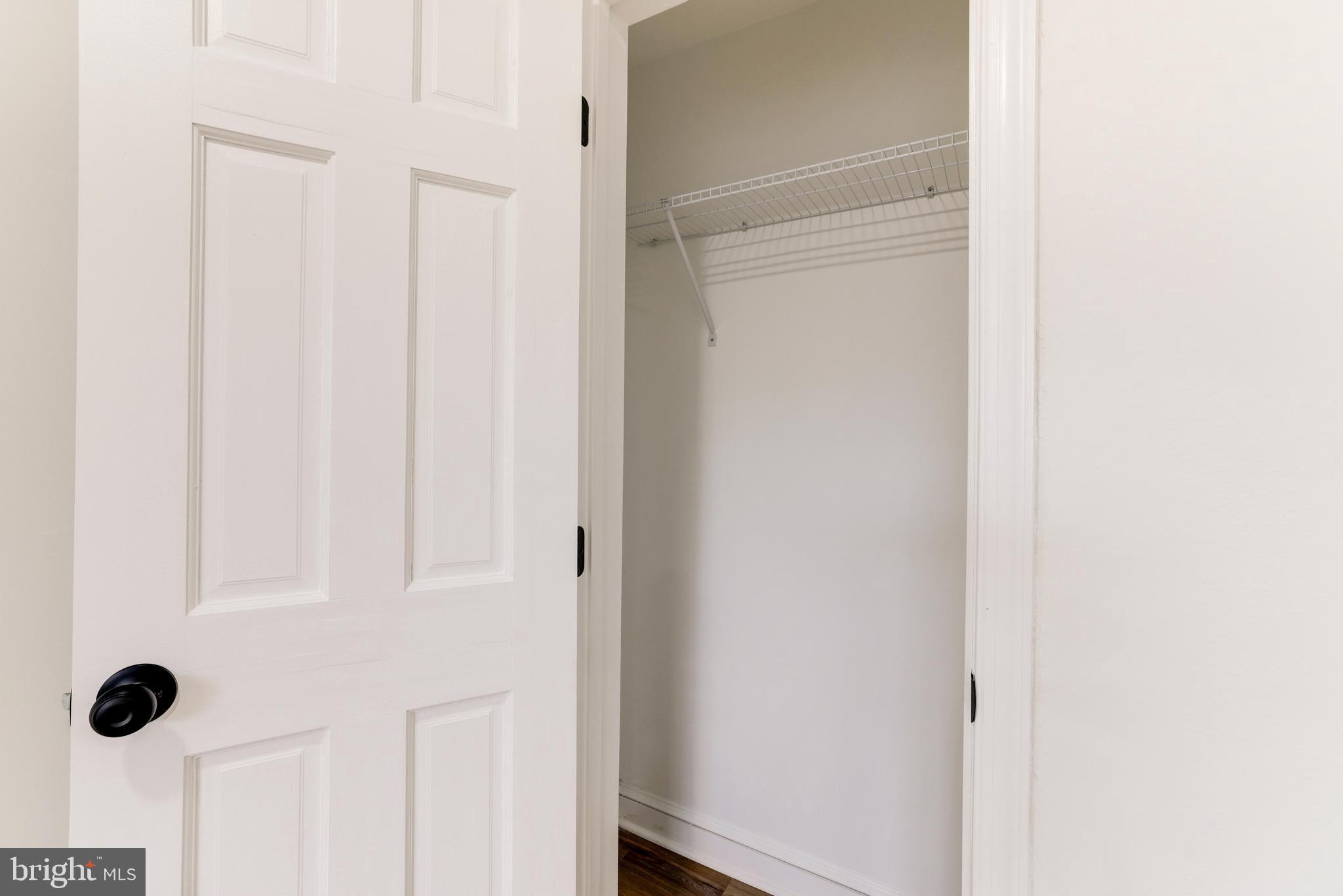 POTOWMACK CROSSING - Residential