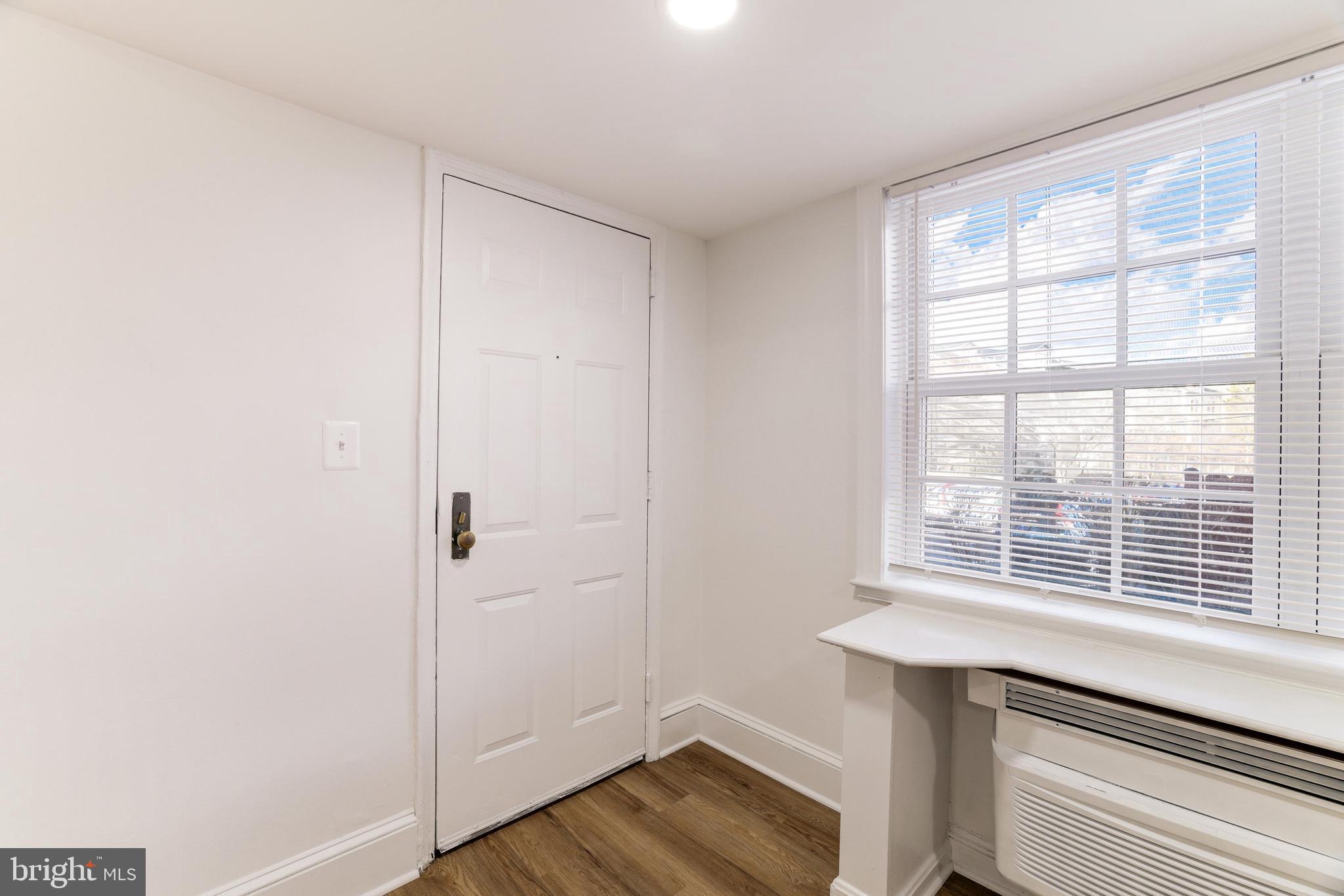 POTOWMACK CROSSING - Residential