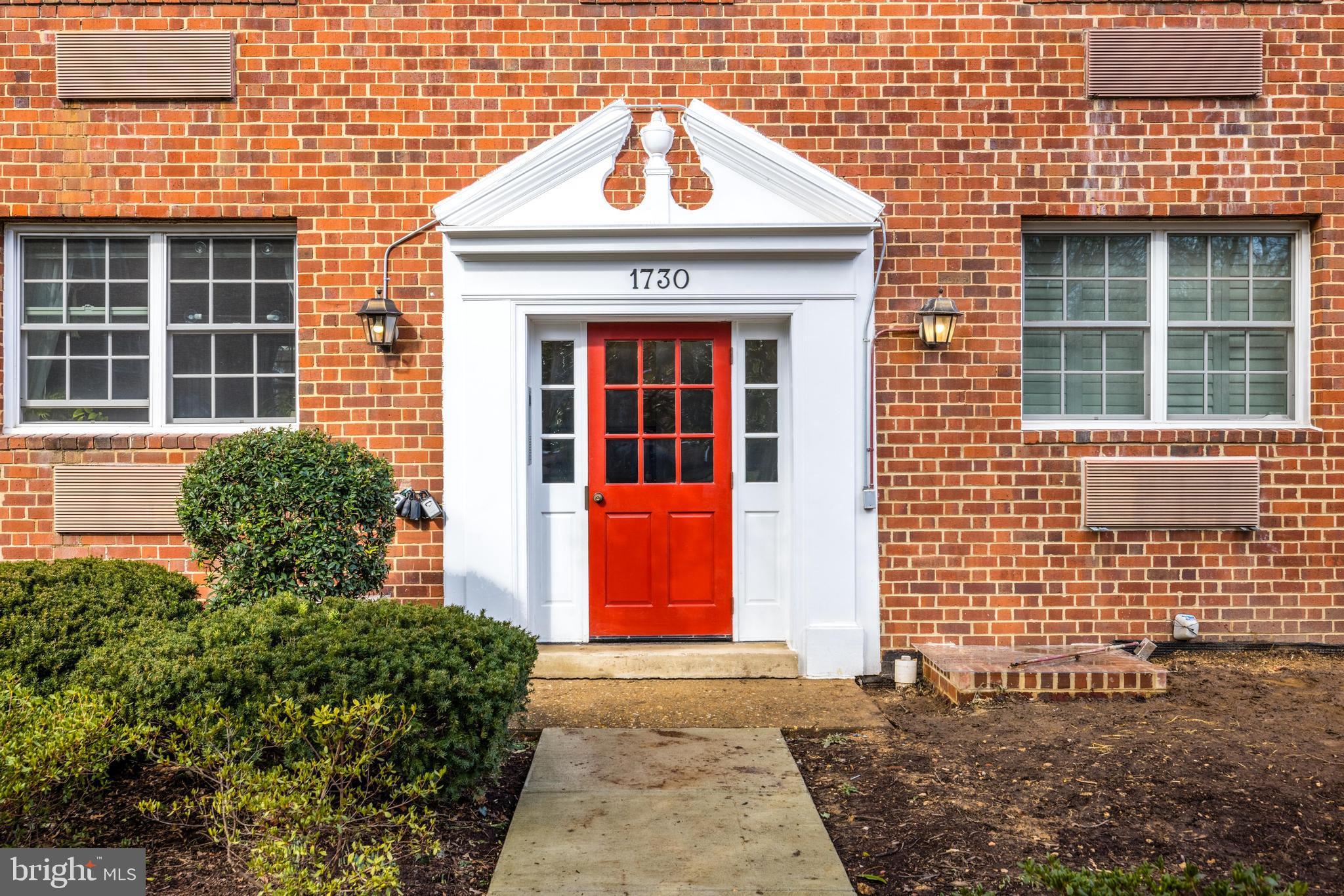 POTOWMACK CROSSING - Residential