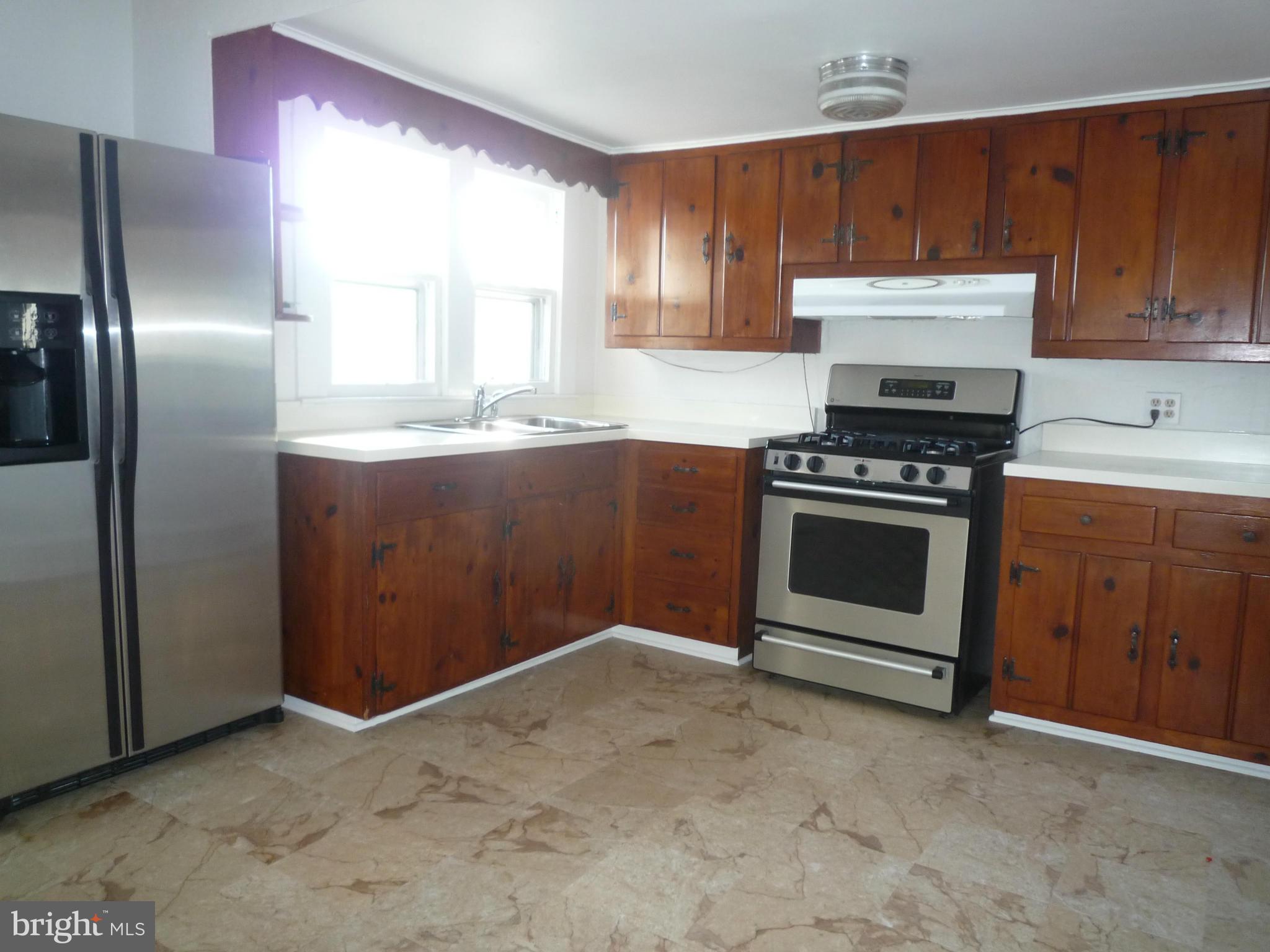 PHILLIPS - Residential Lease