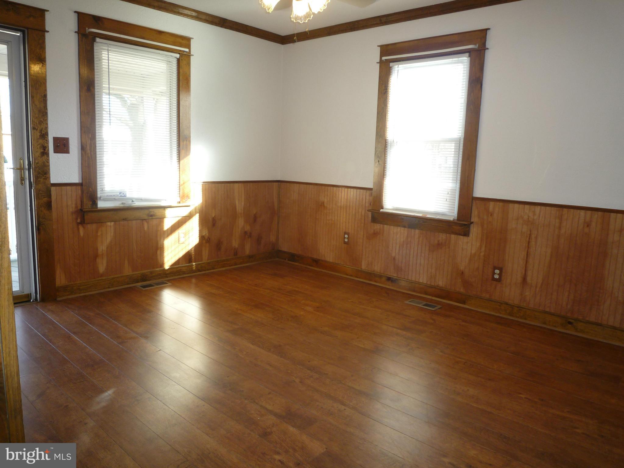 PHILLIPS - Residential Lease