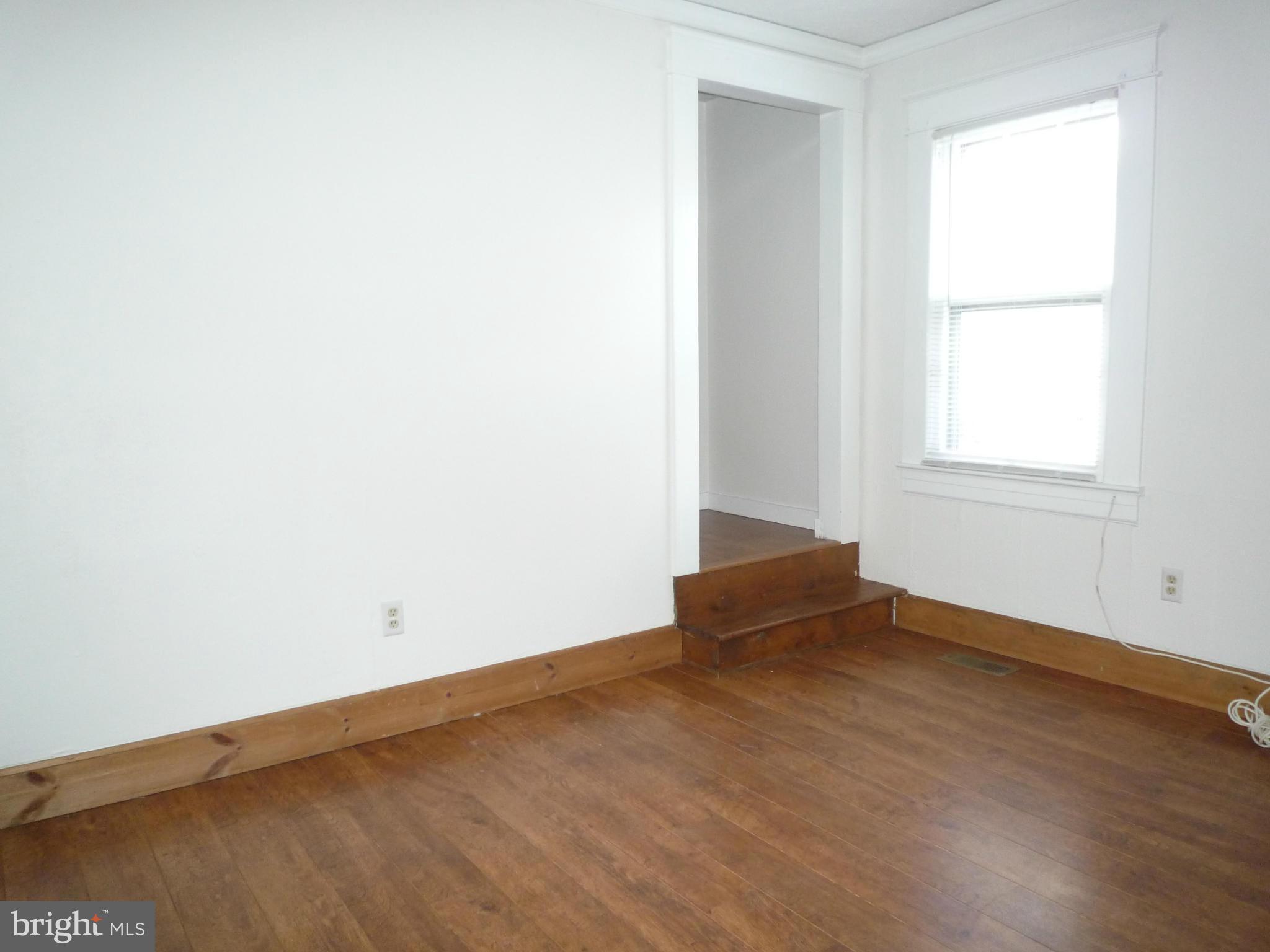 PHILLIPS - Residential Lease