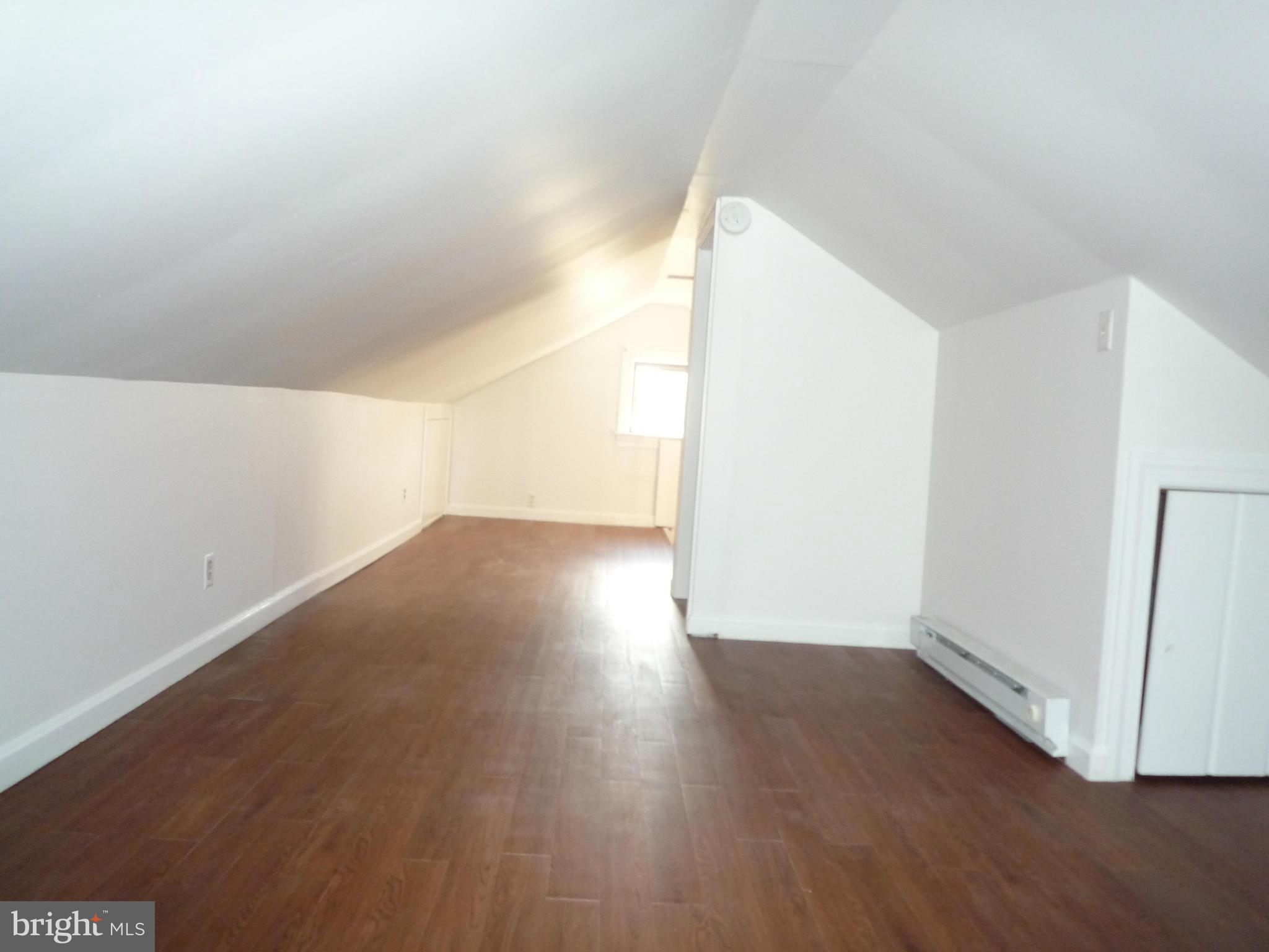 PHILLIPS - Residential Lease